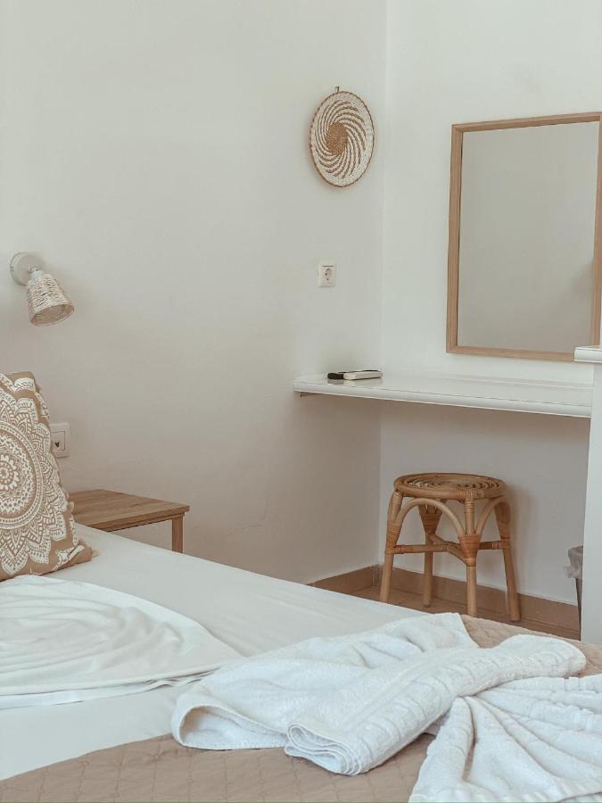 Double Room,1404927689:JPEG