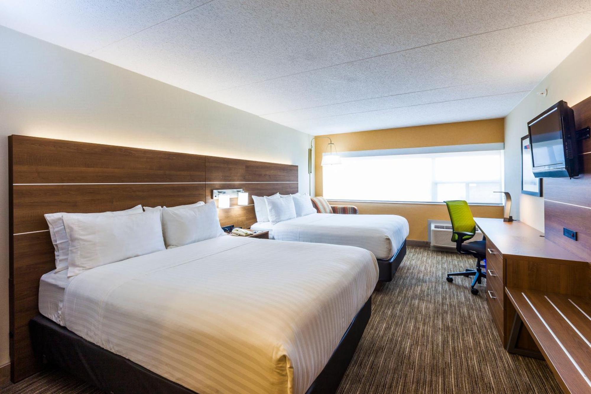 Standard Room with Two Queen Beds