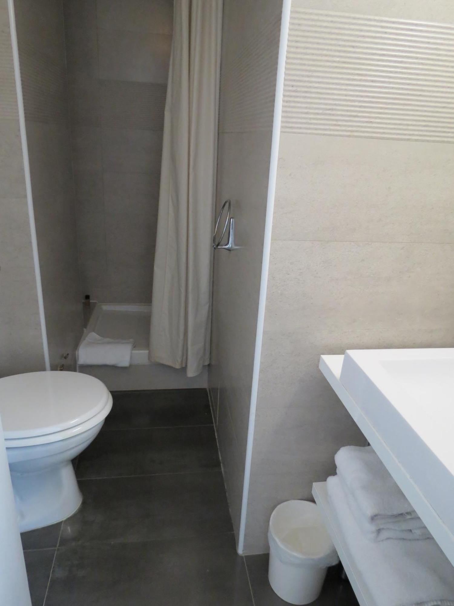Small Single Room