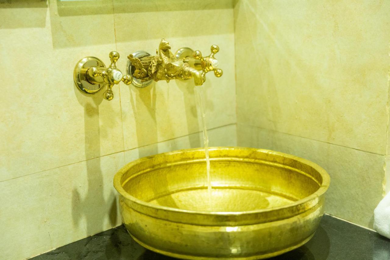 Darbar Deluxe Twin Room -10% off on Food & Beverage,1538662192:JPEG