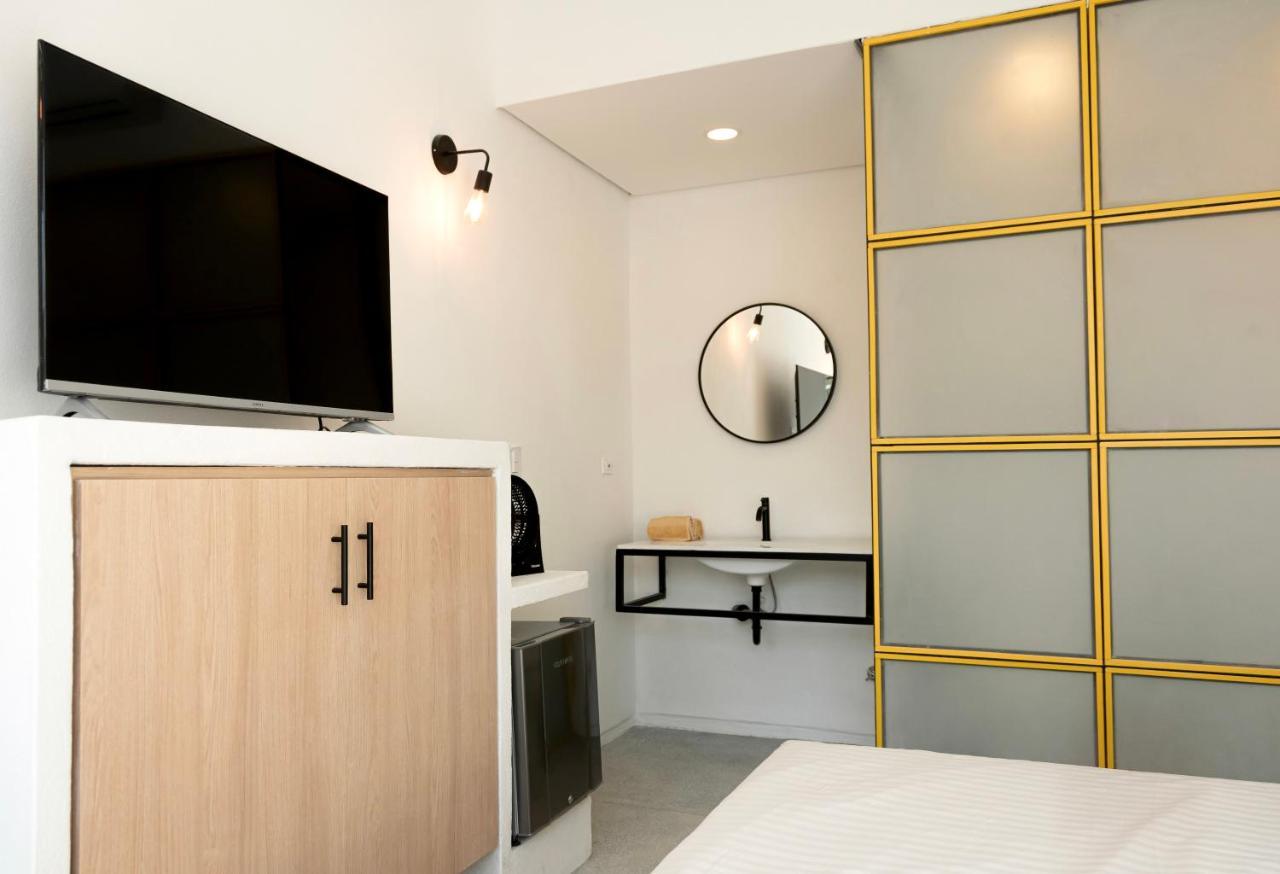 Double Room,1487617291:JPEG