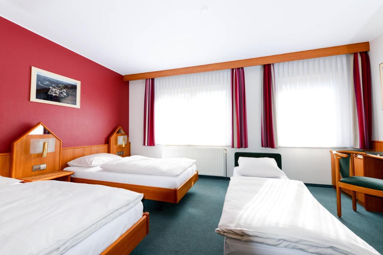 Triple Room,1709497688:JPEG