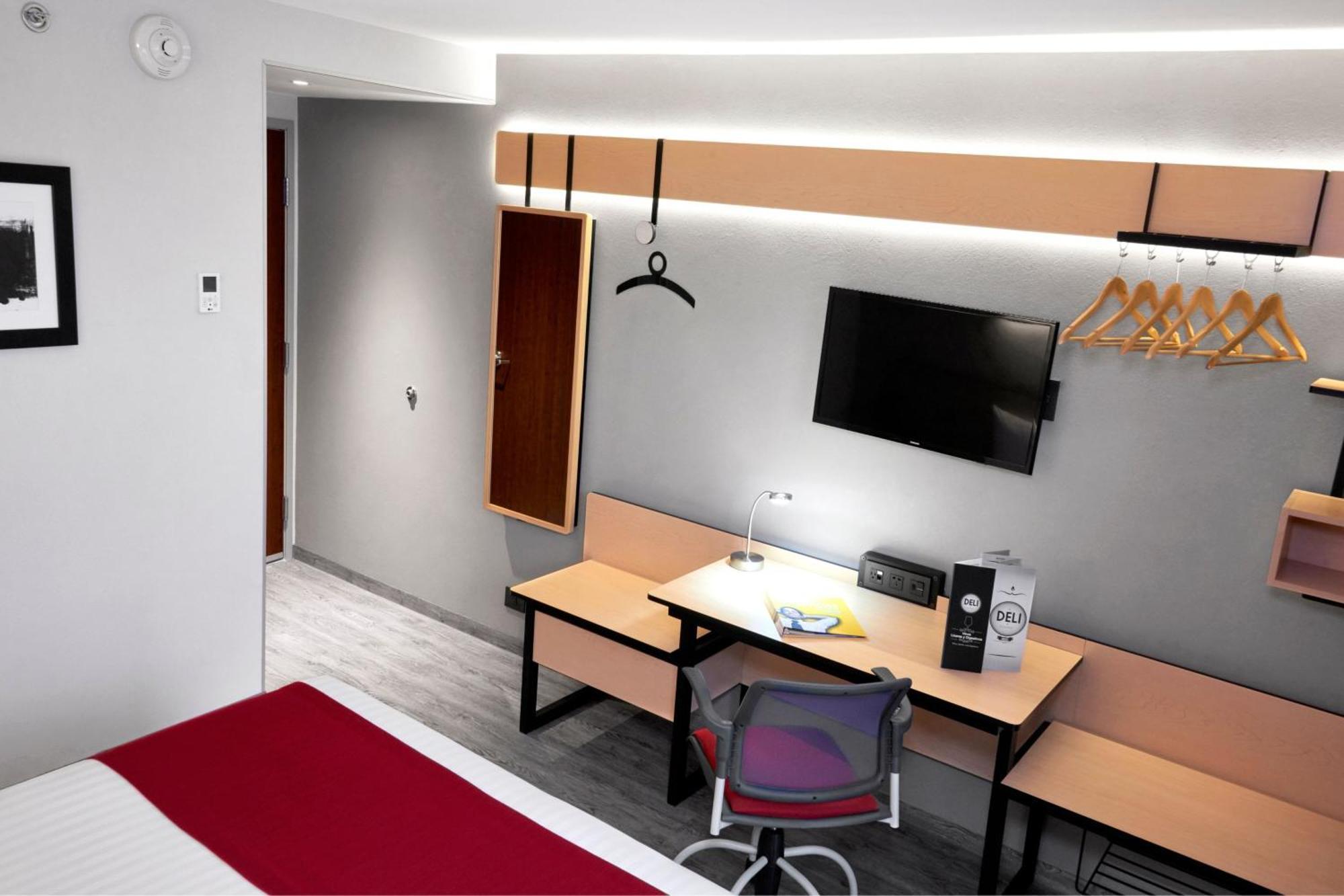 Queen Room