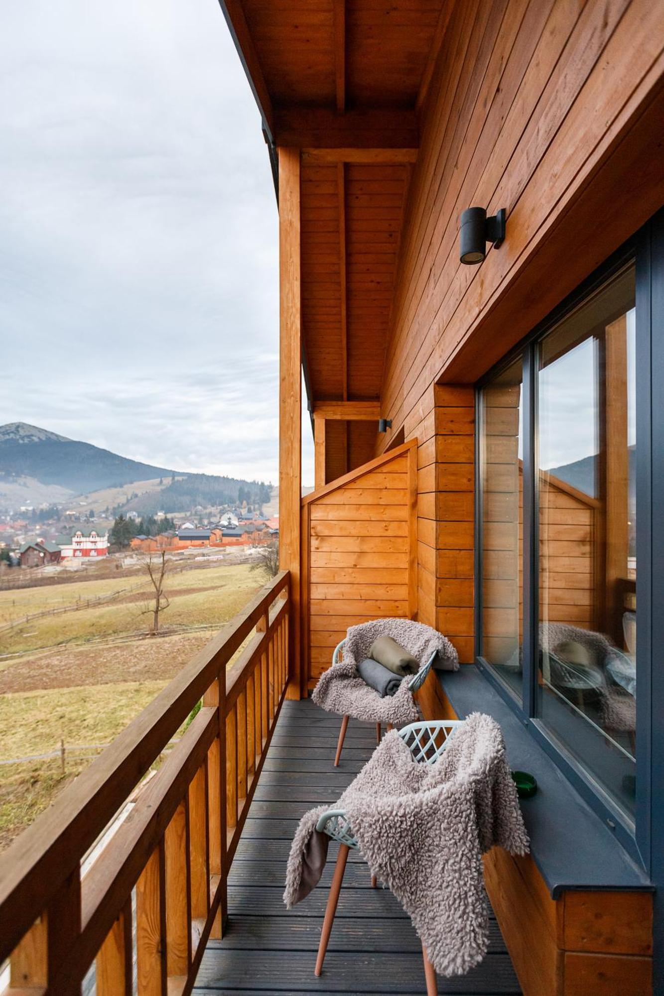 Double Room Mountain View