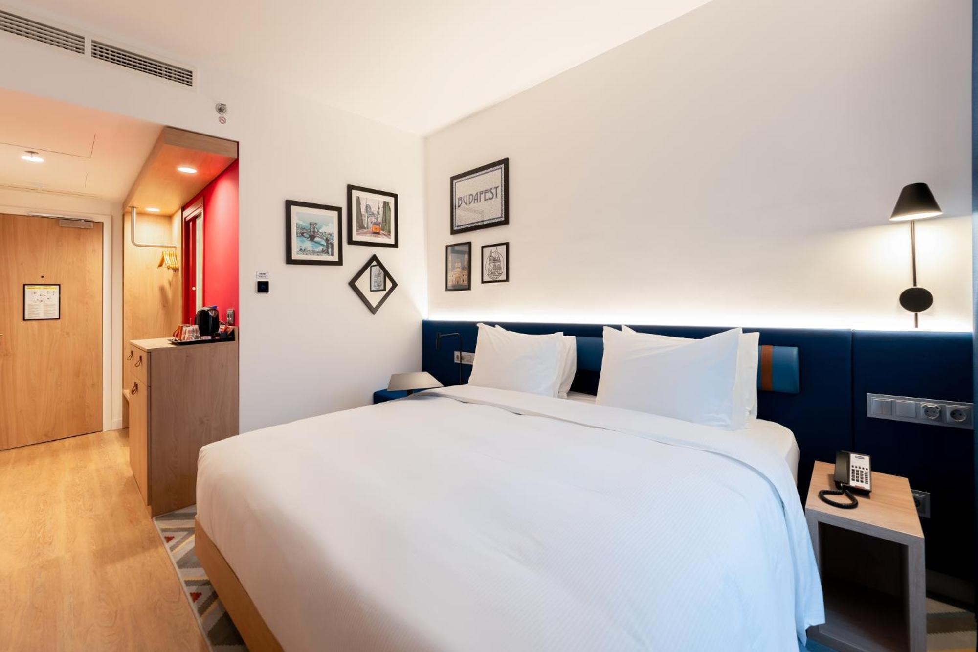 Super Kamer met Kingsize Bed