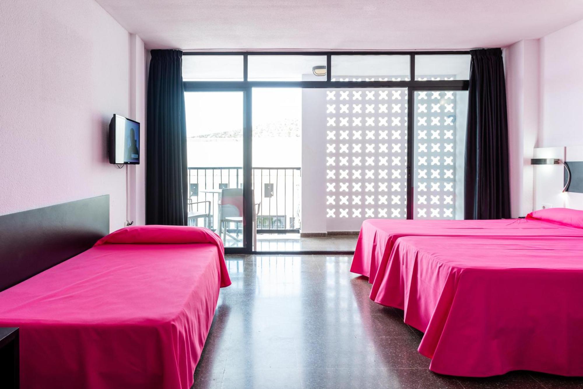 Rocks Room