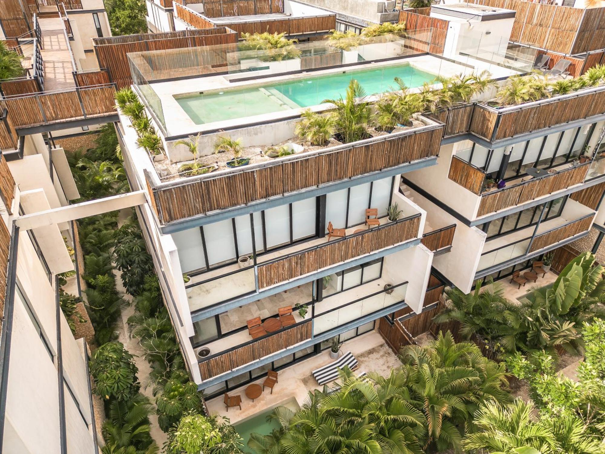 Twin Room with Balcony