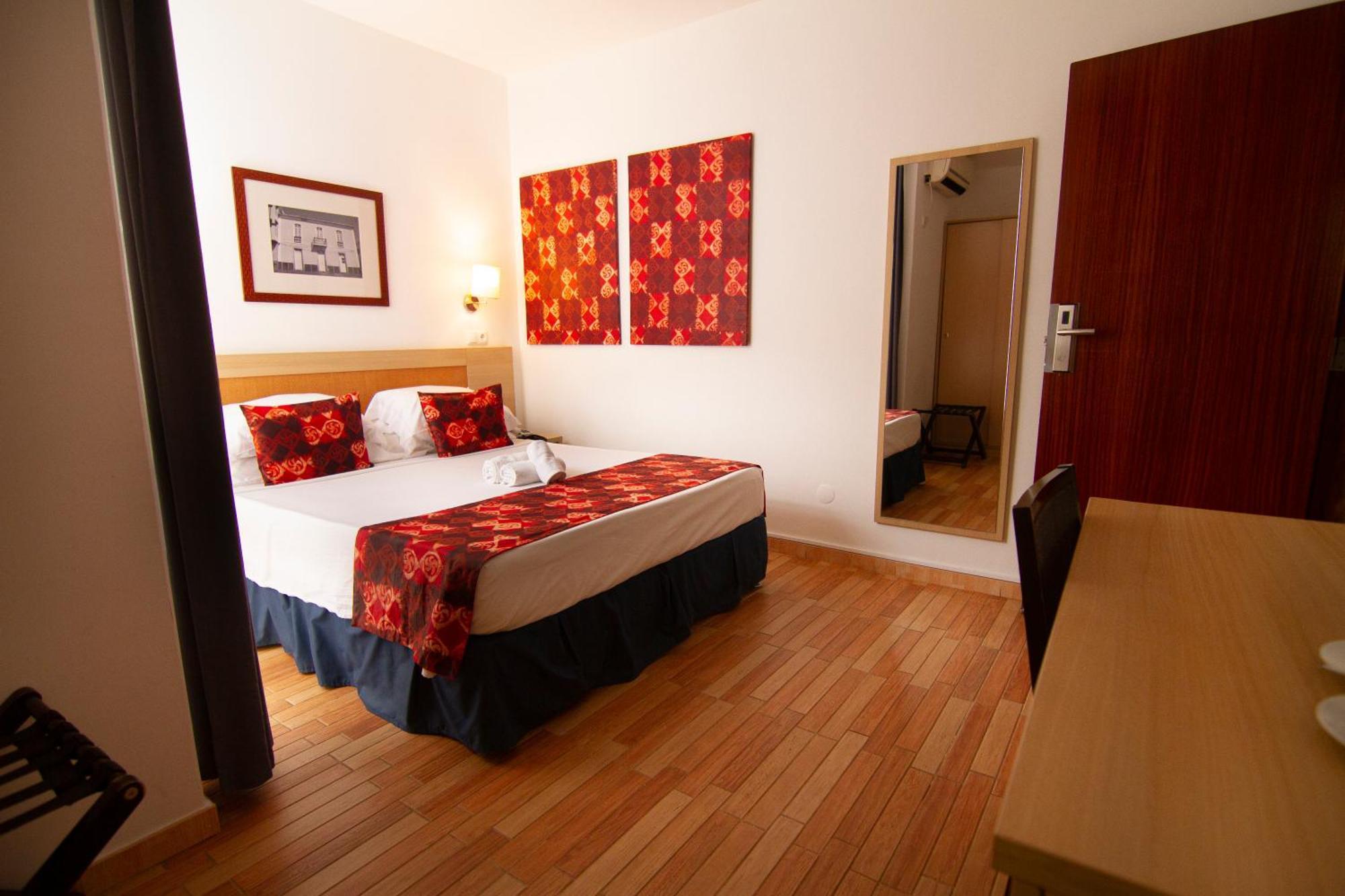 Standard Double Room,1548925492:JPEG