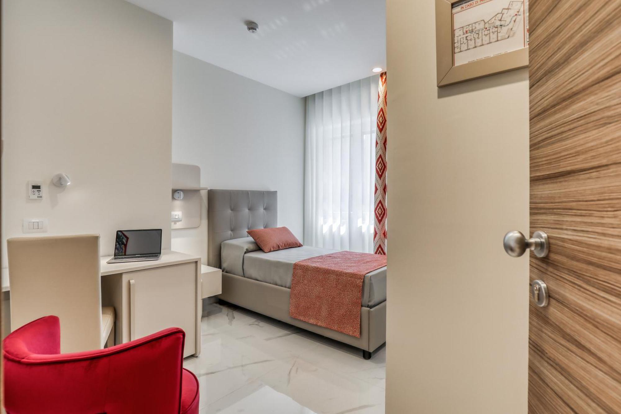 Grande Chambre Simple