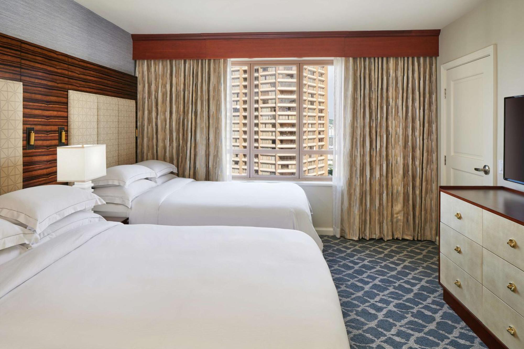 One Bedroom Double Suite with Partial Ocean View - Non-Smoking,1281687304:JPEG