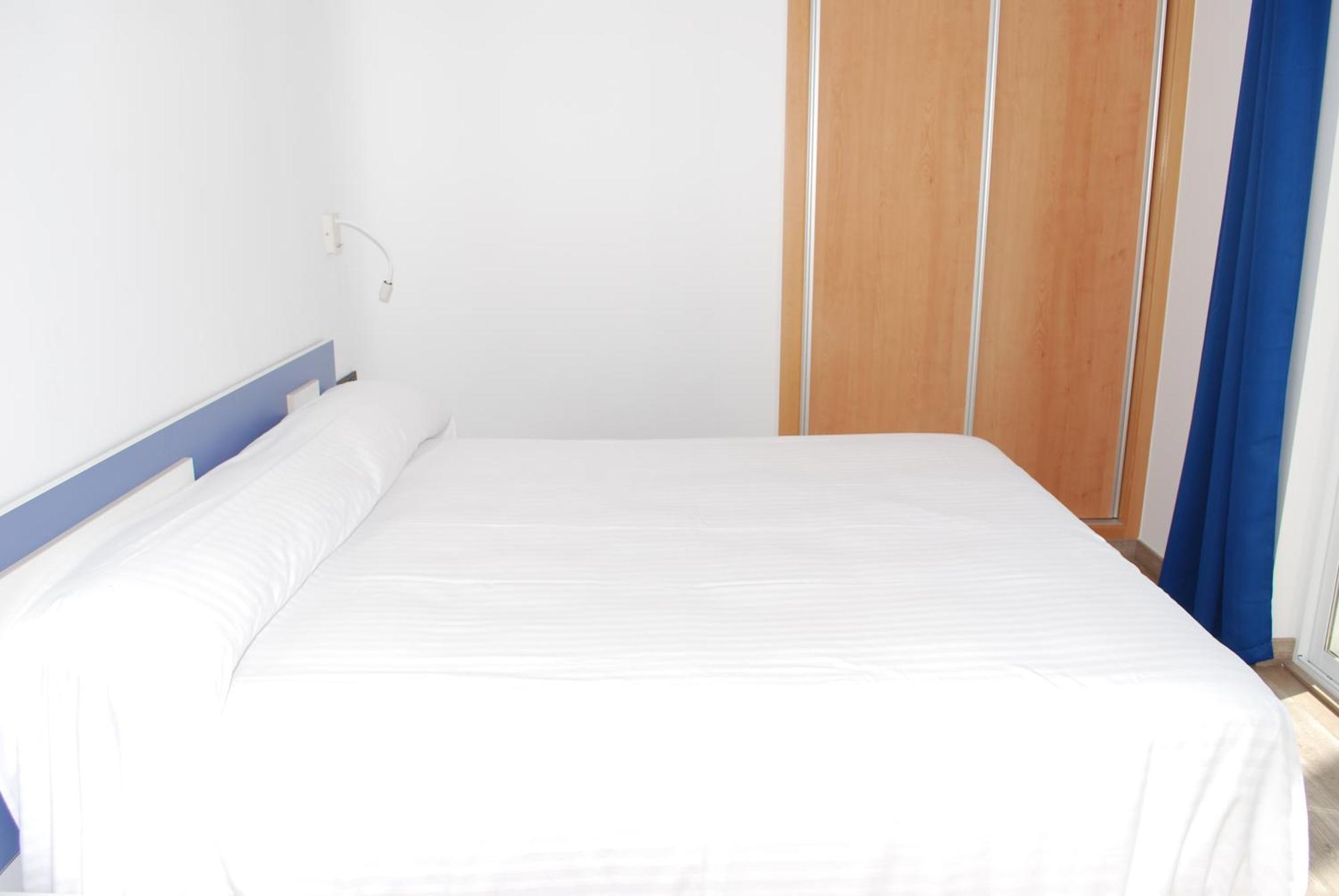 Double Room with Balcony,1559617879:JPEG