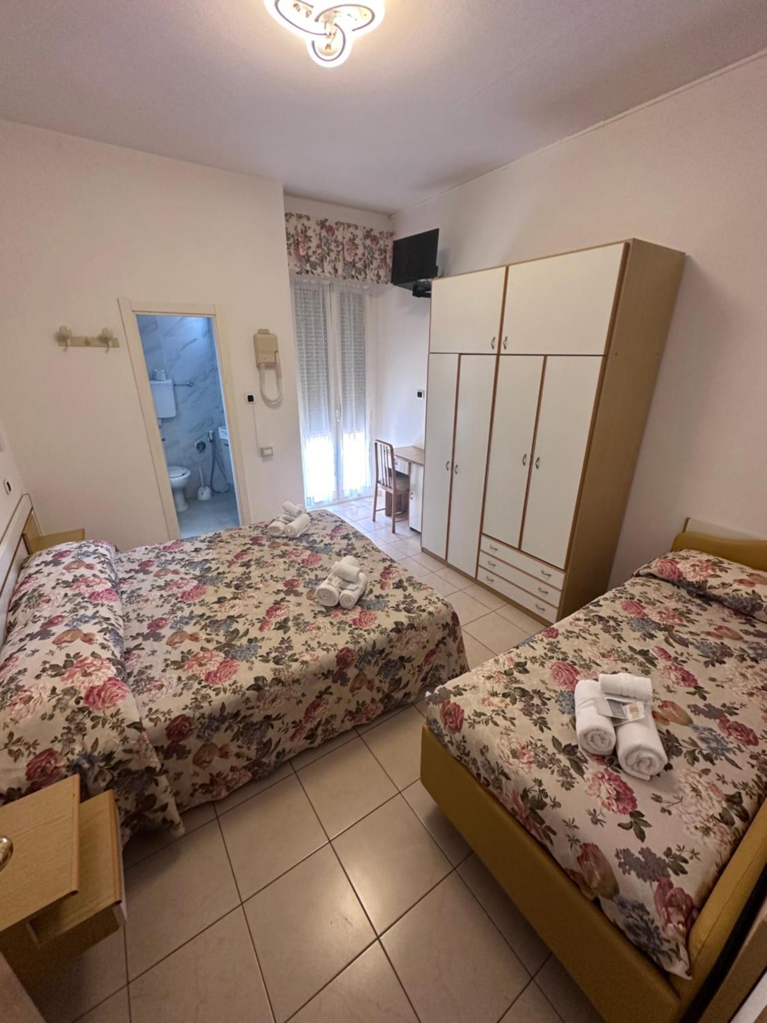 Triple Room,1600334464:JPEG