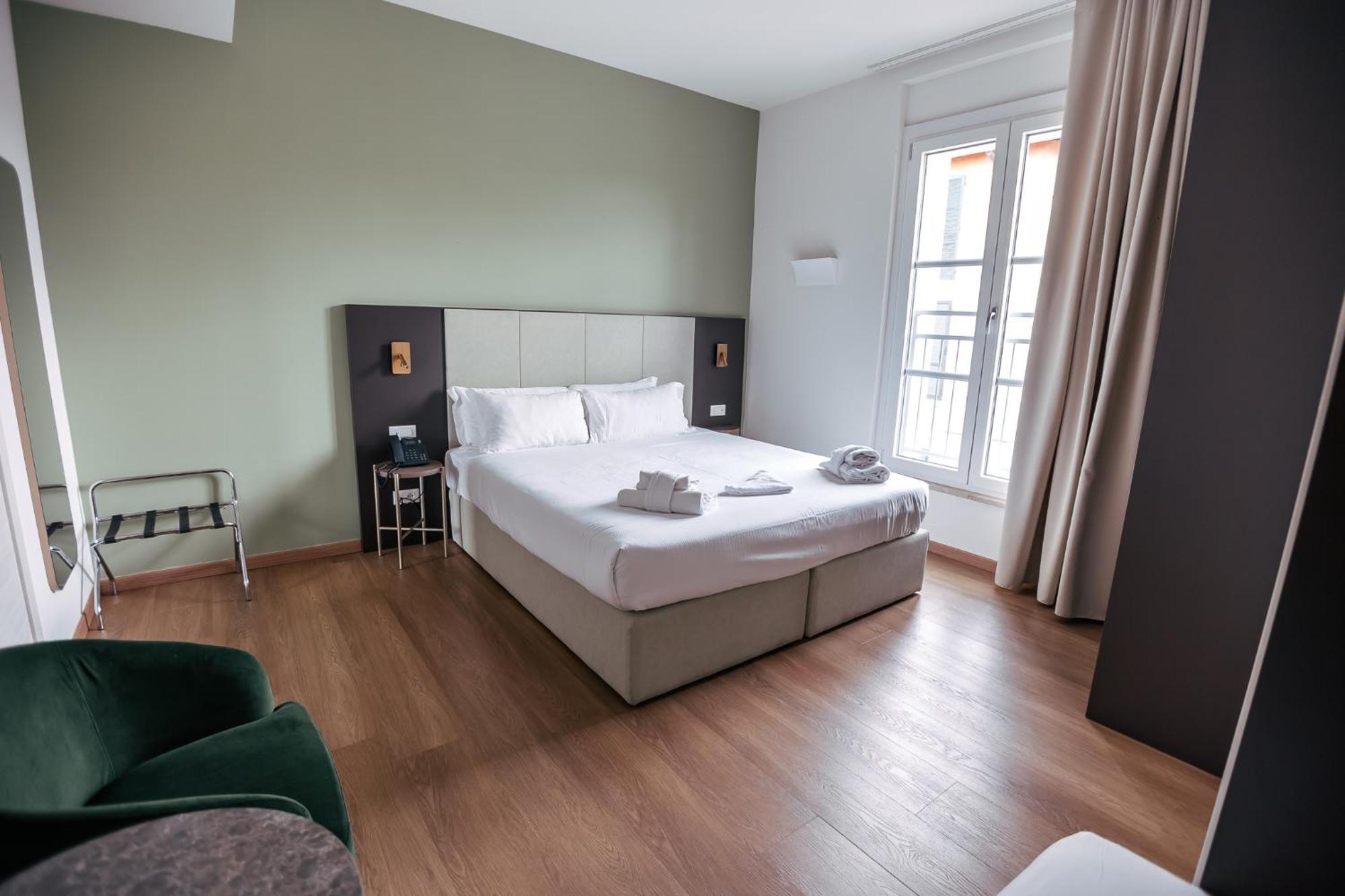 Superior Double or Twin Room,1567538192:JPEG