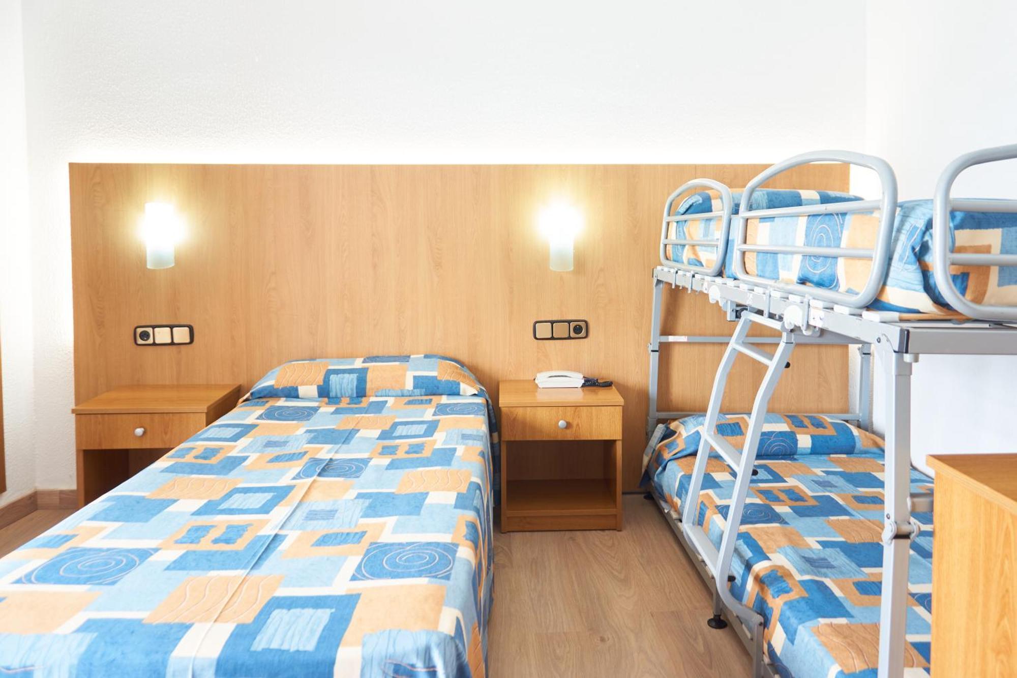 Familiekamer met Gedeelde Badkamer