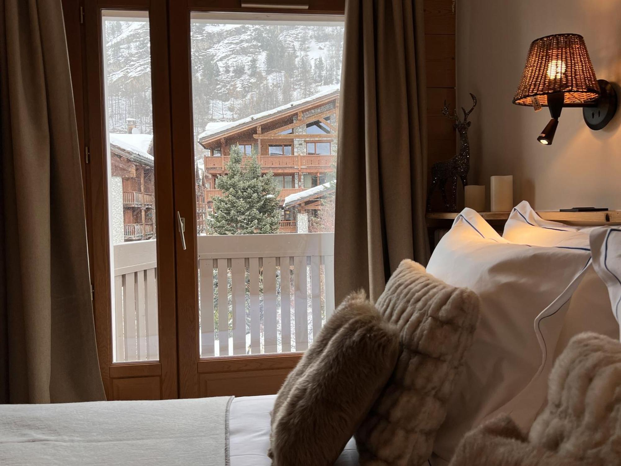 Superior Double or Twin Room City View