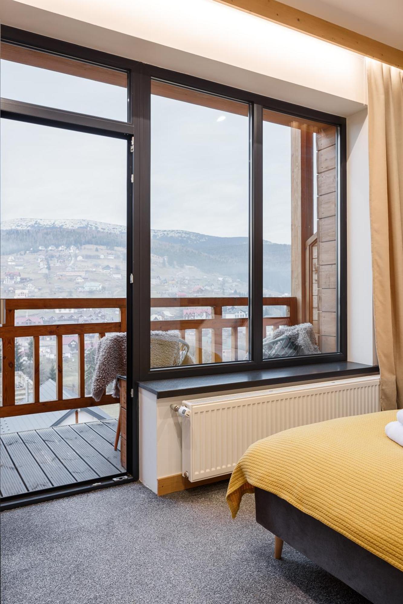Double Room Mountain View