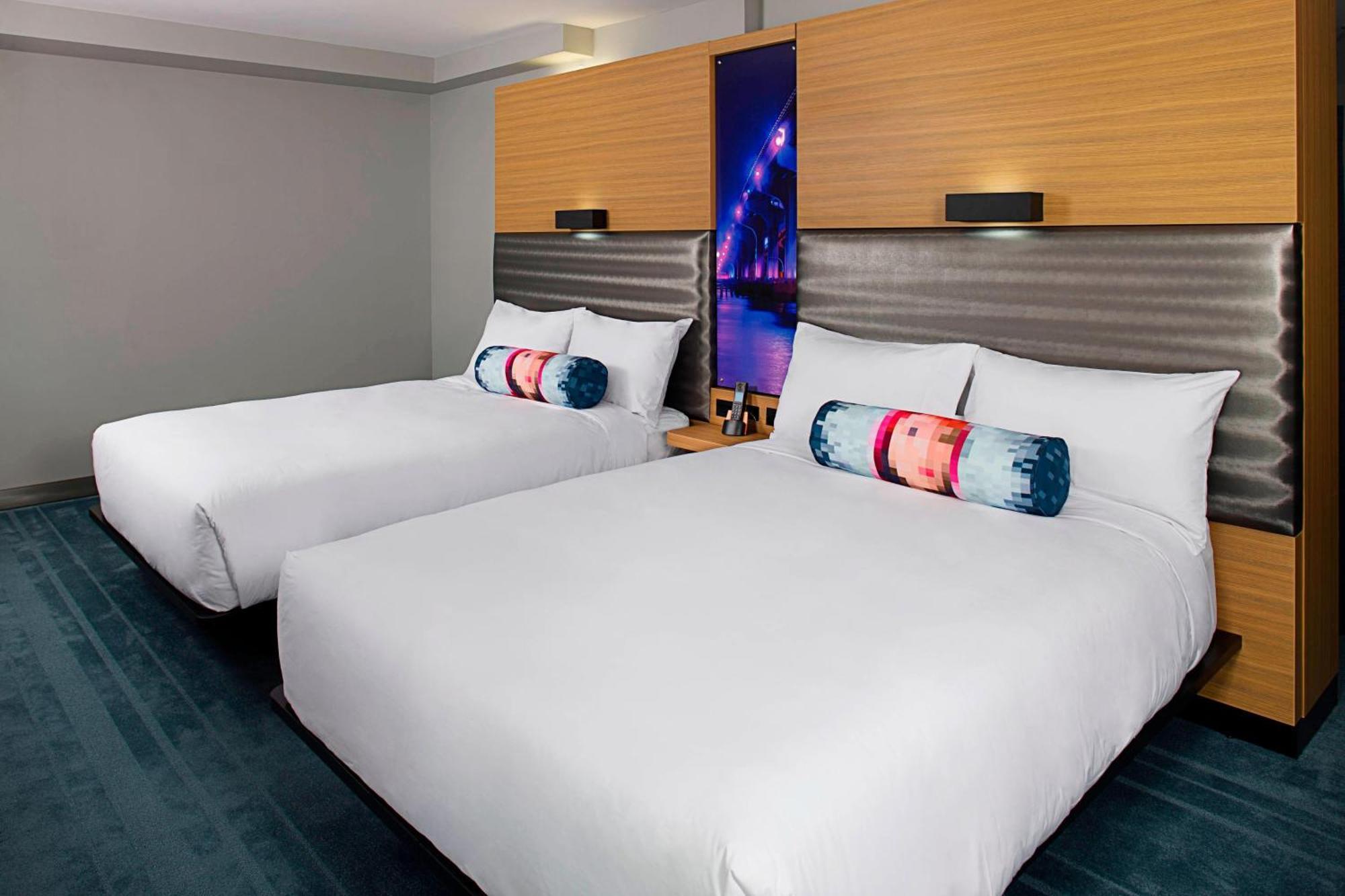 Queen Suite Roll Shower or City View or Balcony Mobility Accessible,1631568675:JPEG