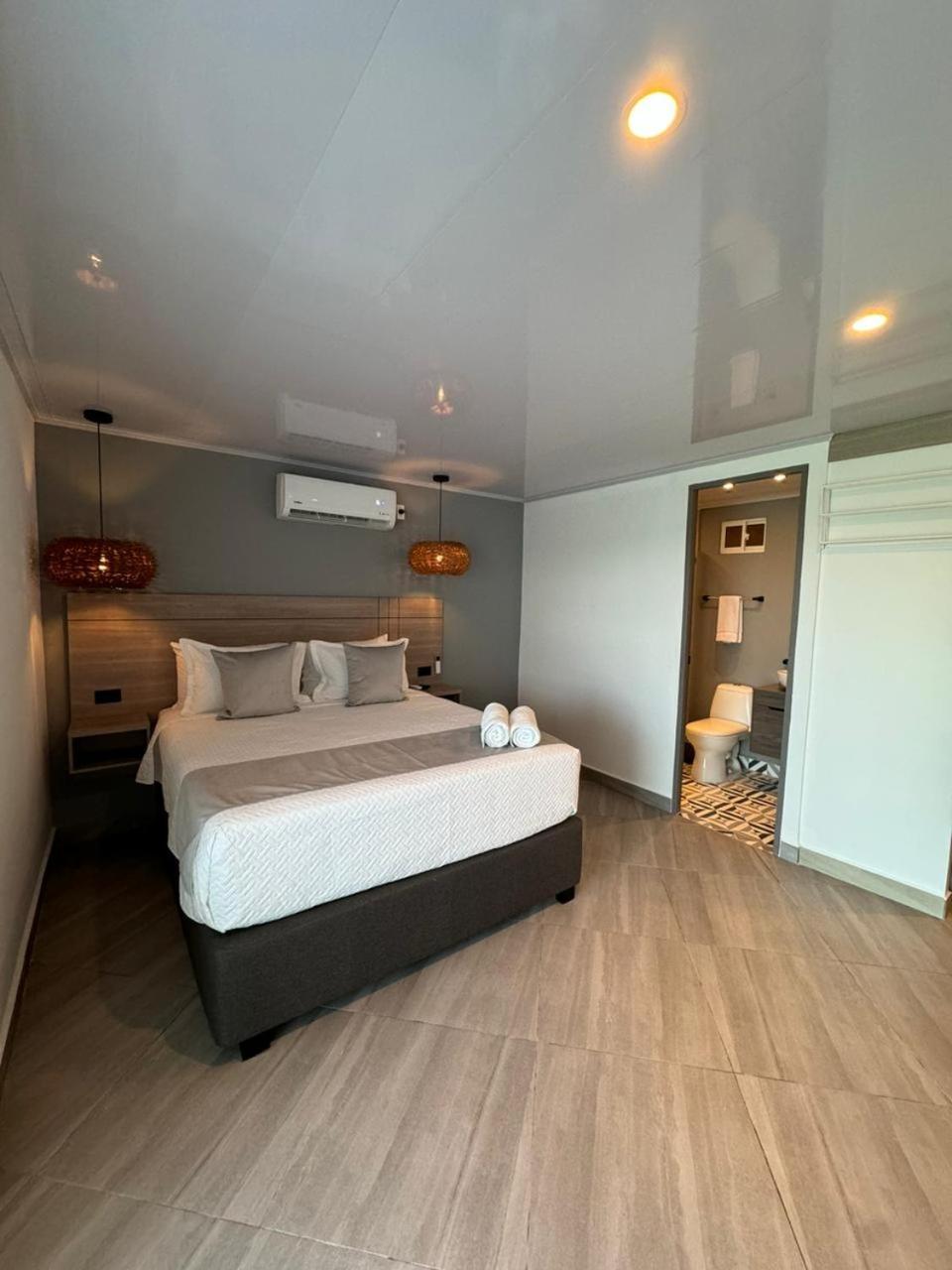 Quarto Triplo Standard