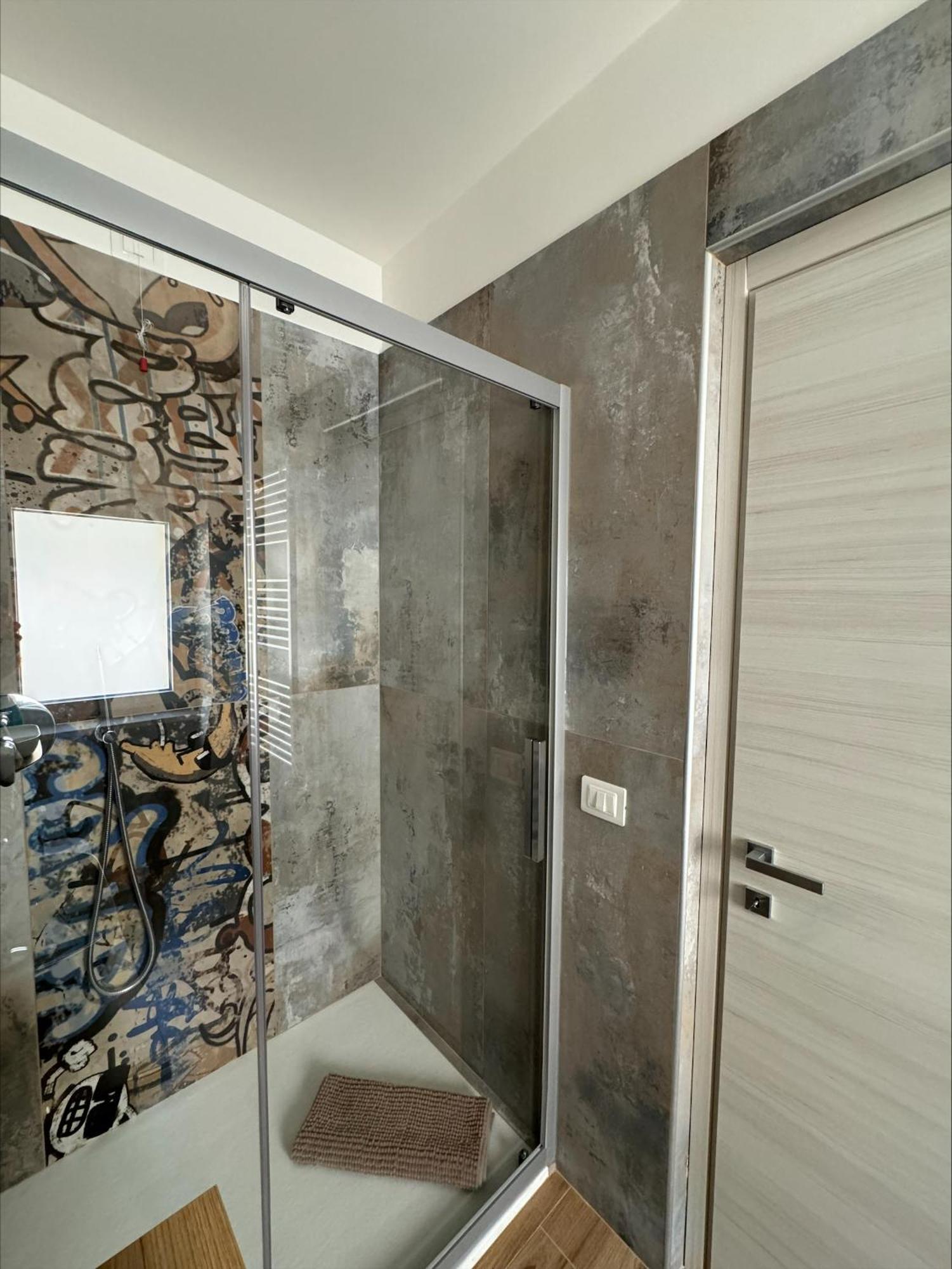Triple Room,1606854384:JPEG