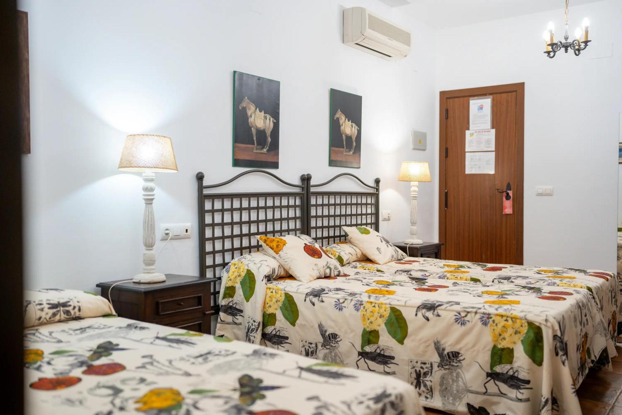 Family Room,1607217578:JPEG