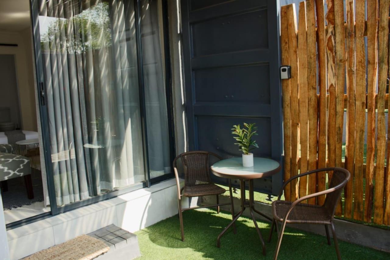 Studio with Garden View