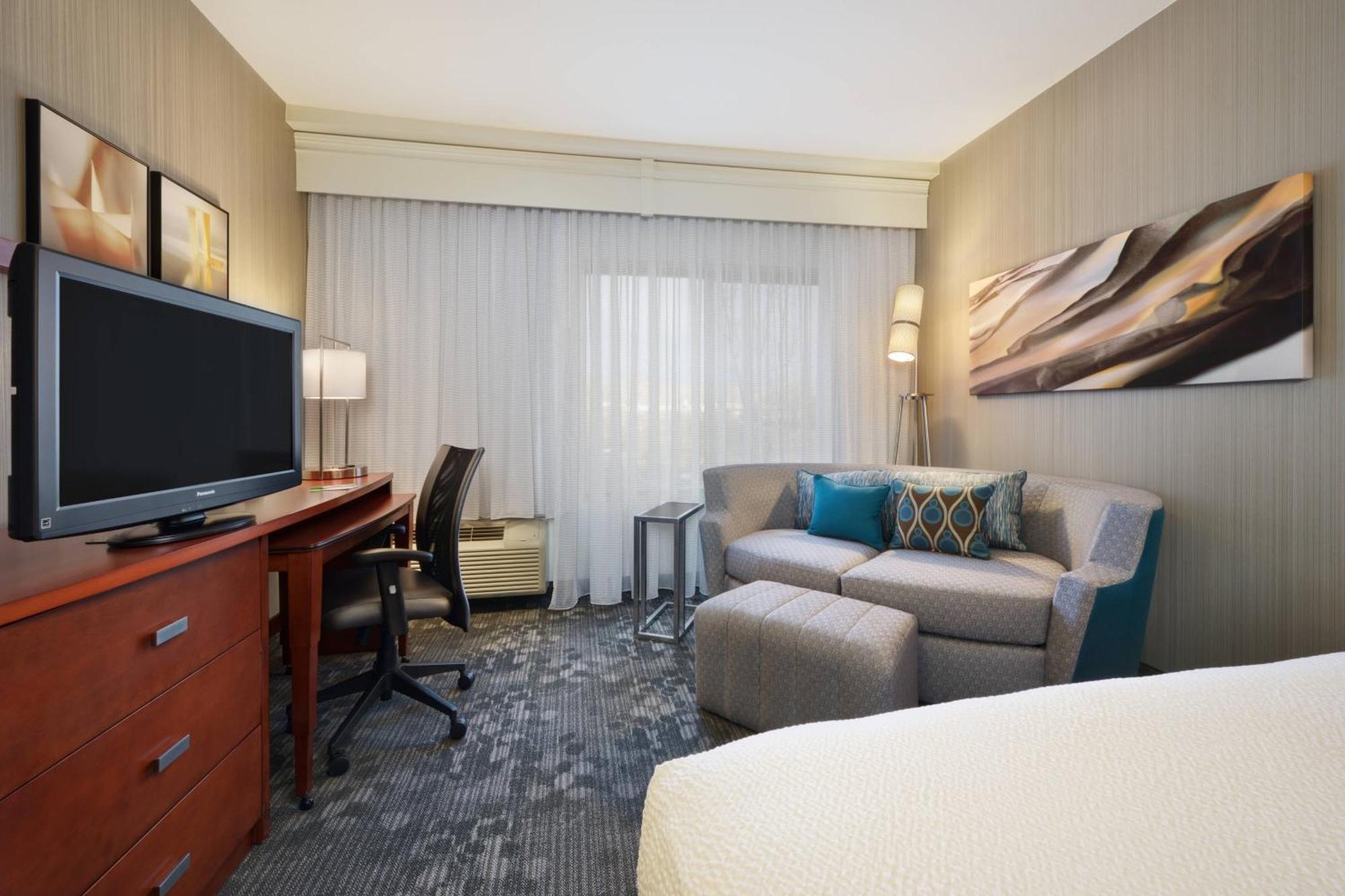 King Room with Sofa Bed