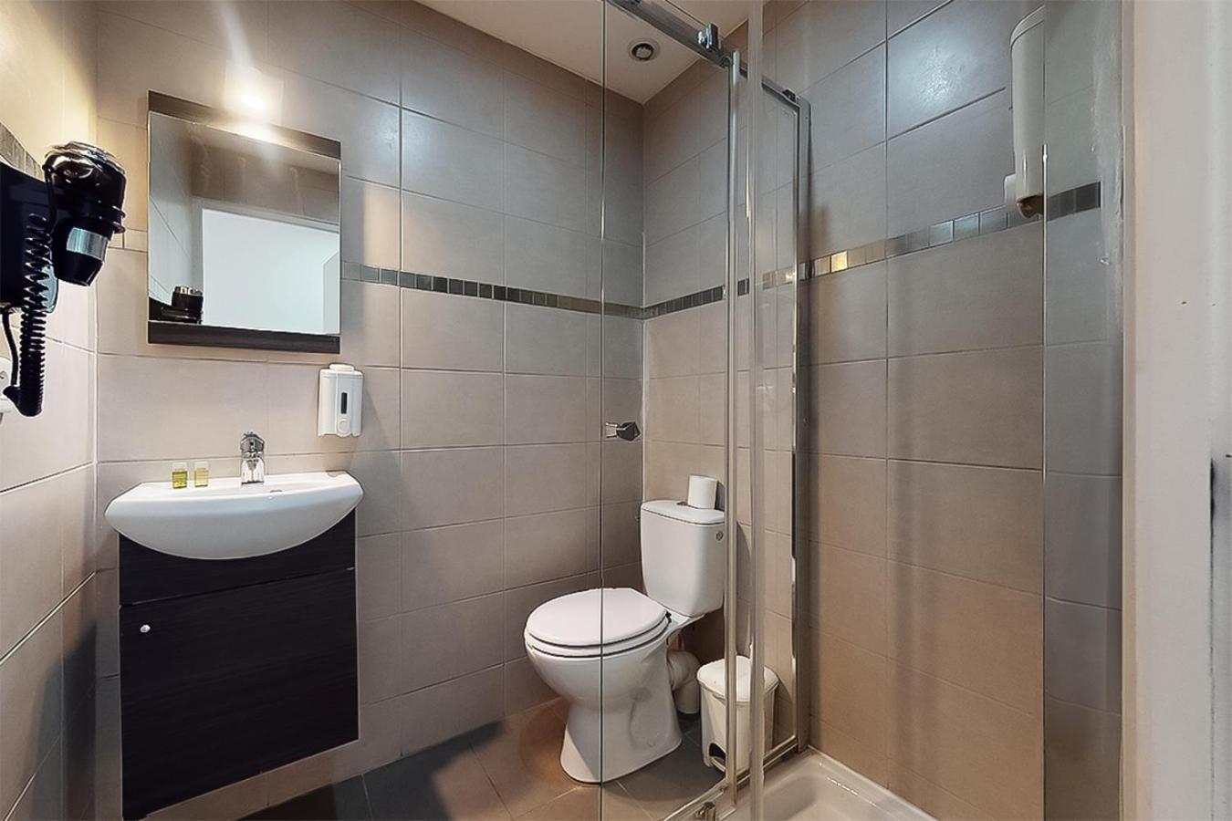 Double Room,1620990810:JPEG