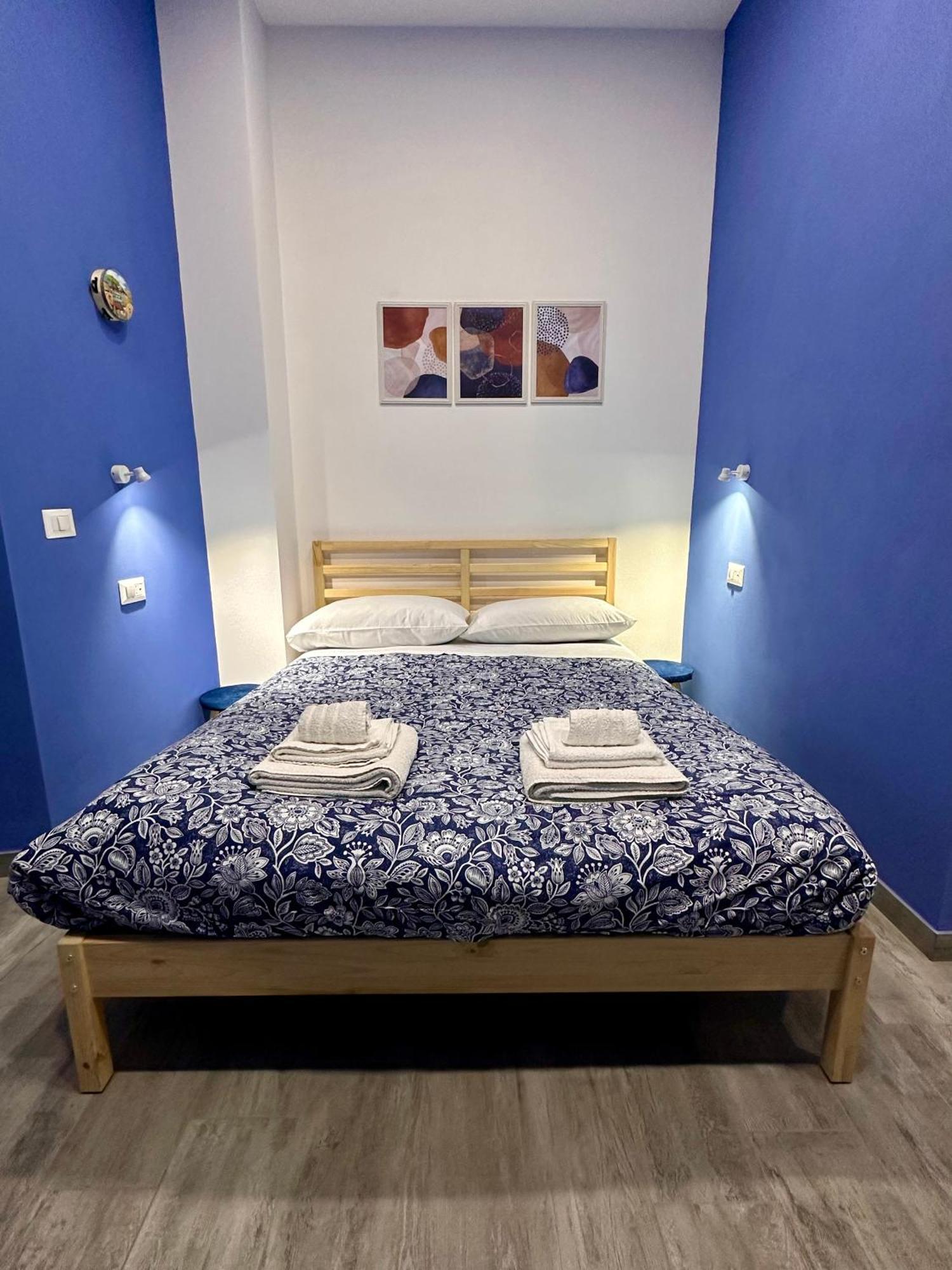 Double Room with Balcony,1637630610:JPEG