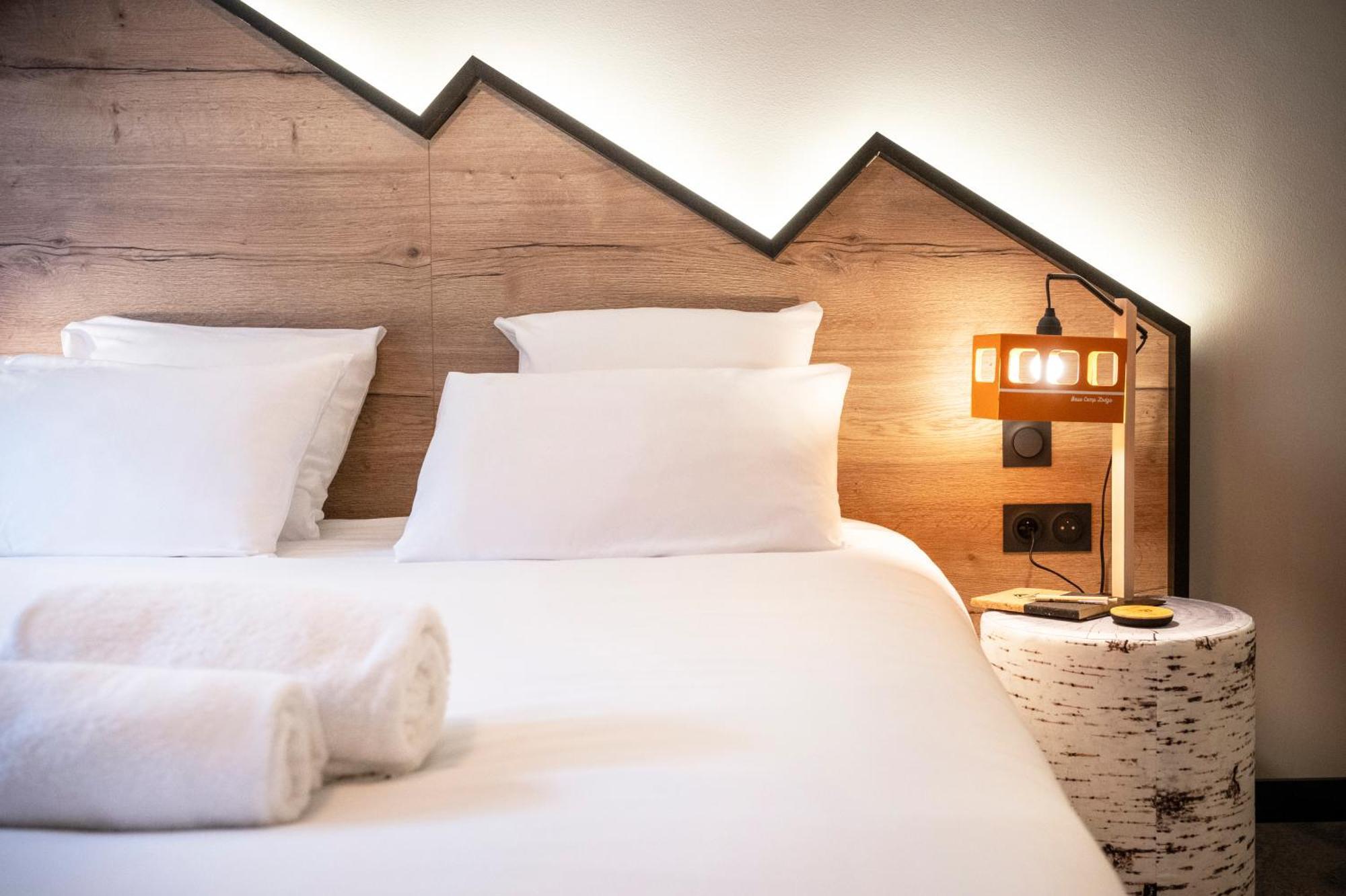 Kleine Tweepersoonskamer met 1 of 2 Bedden