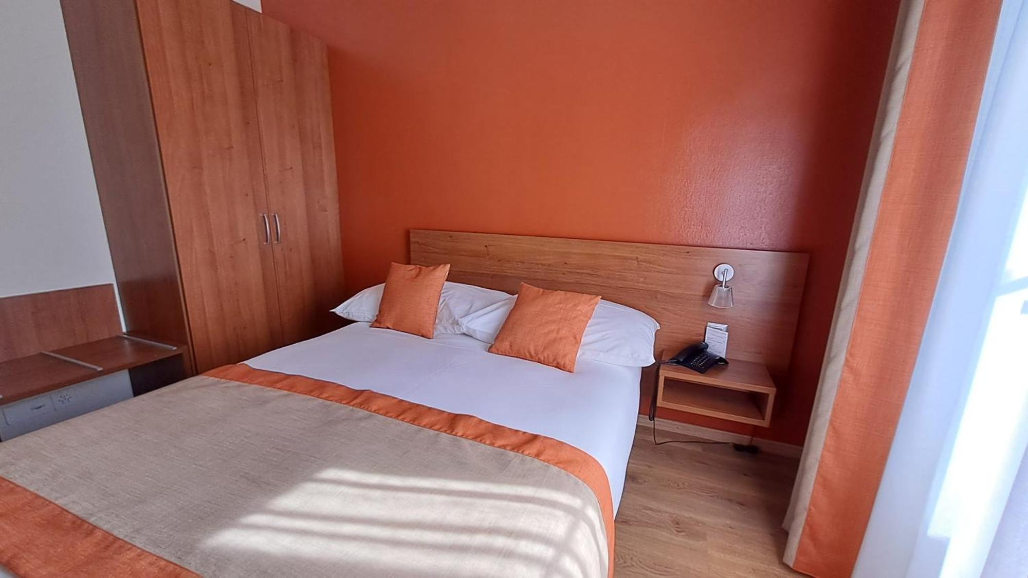 Quarto Duplo Econômico