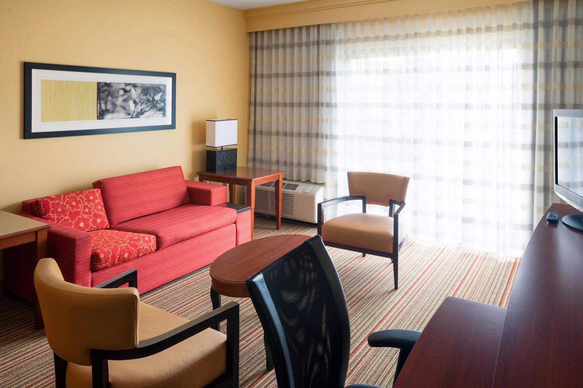 Suíte de 1 Quarto com Cama King-size e Sofá-cama