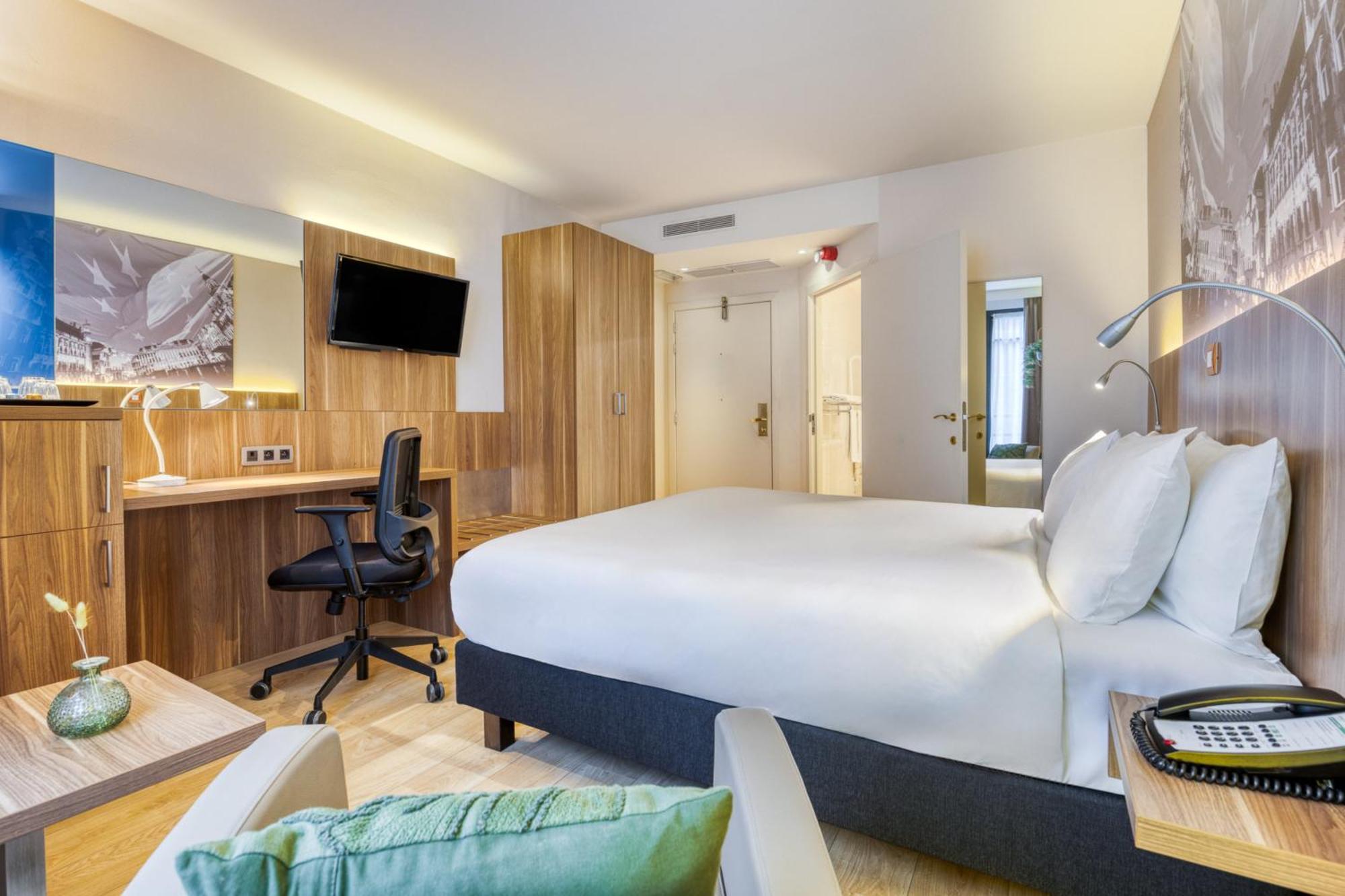 Kamer met Kingsize Bed - Geschikt voor Gasten met een Lichamelijke Beperking