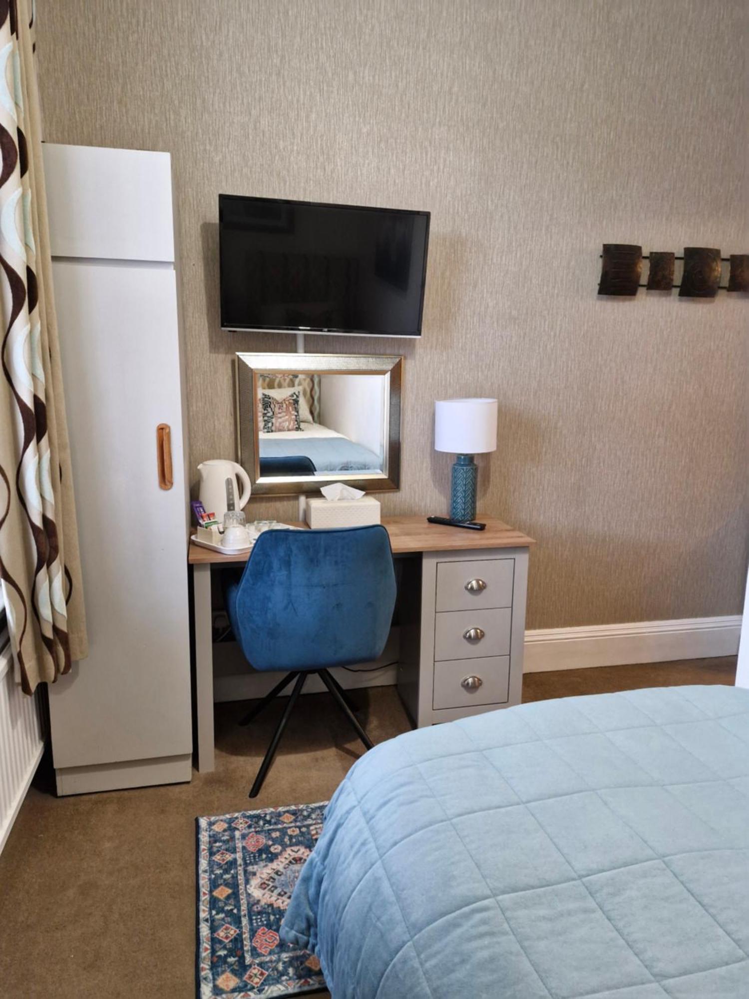 Single Room Private Bathroom
