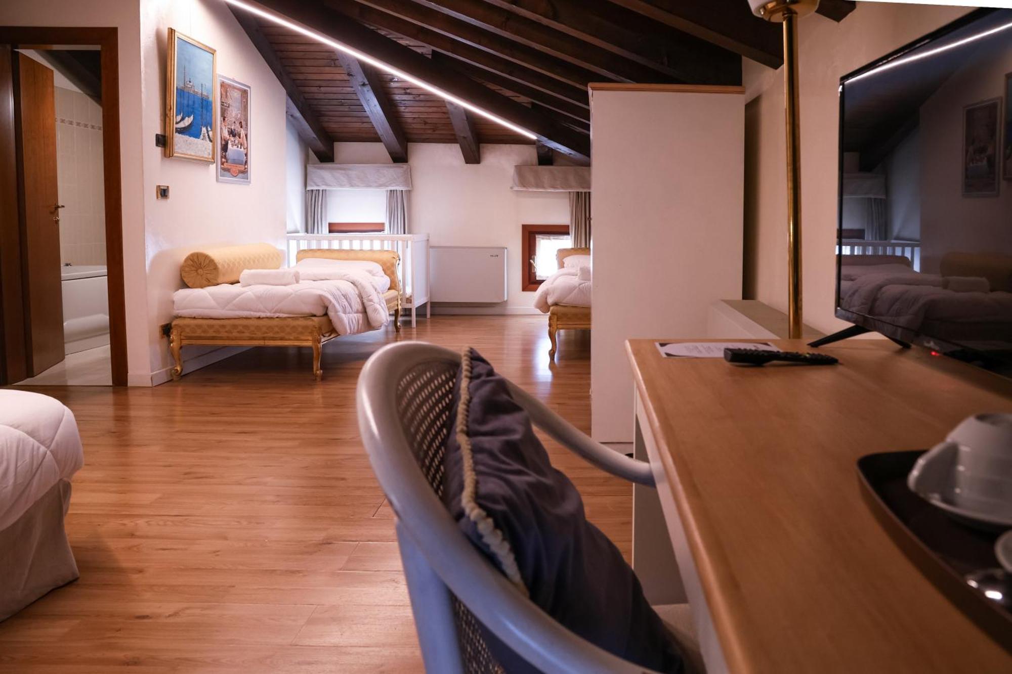 Comfort Quadruple Room