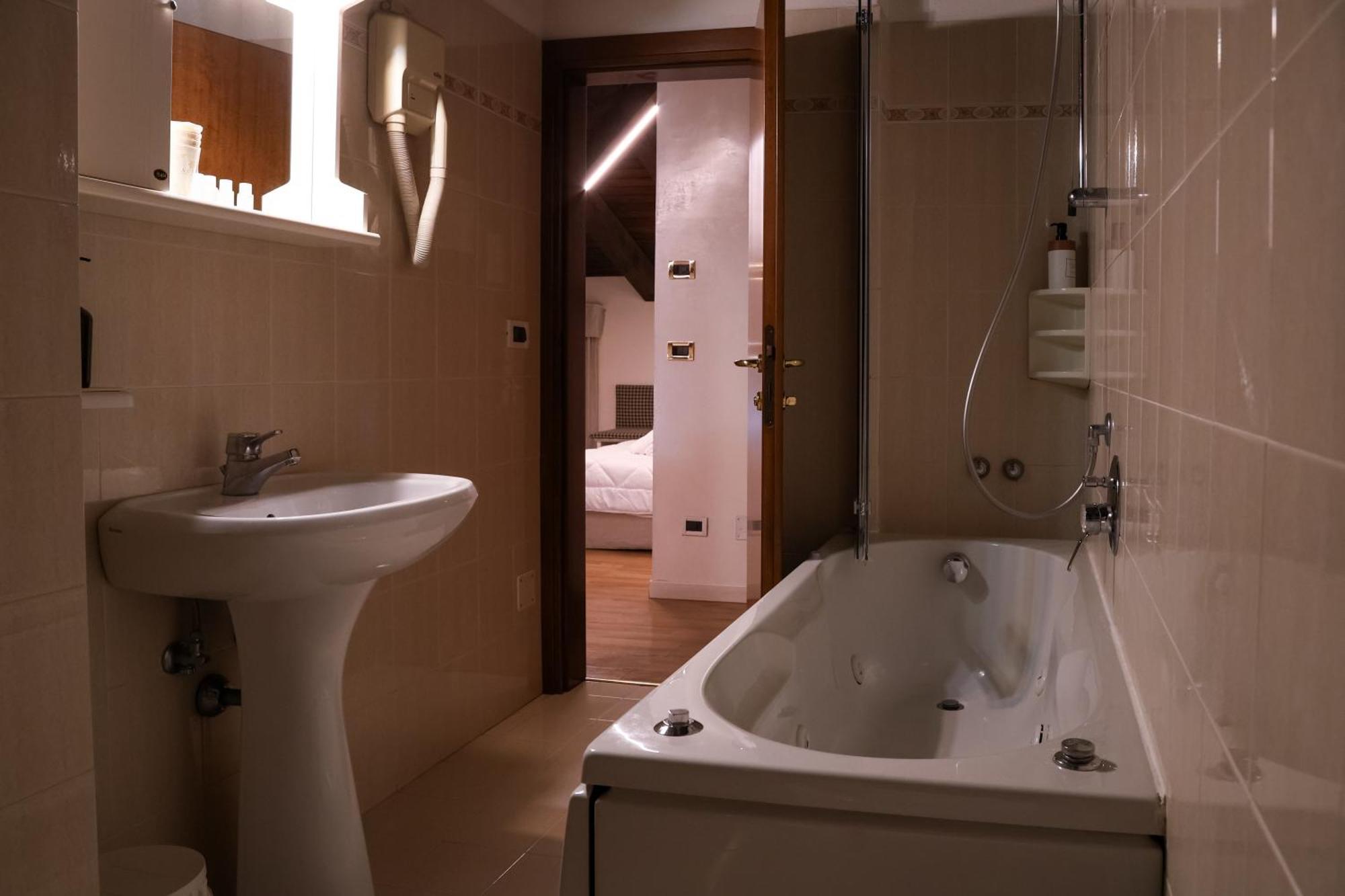 Comfort Quadruple Room