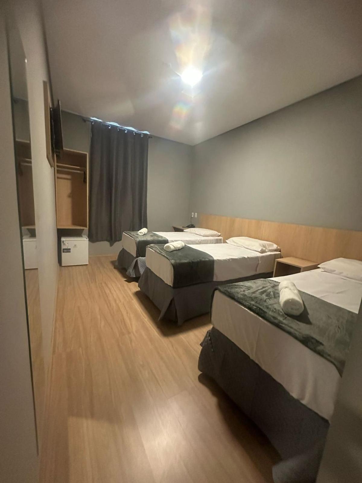 Quarto Quádruplo Standard