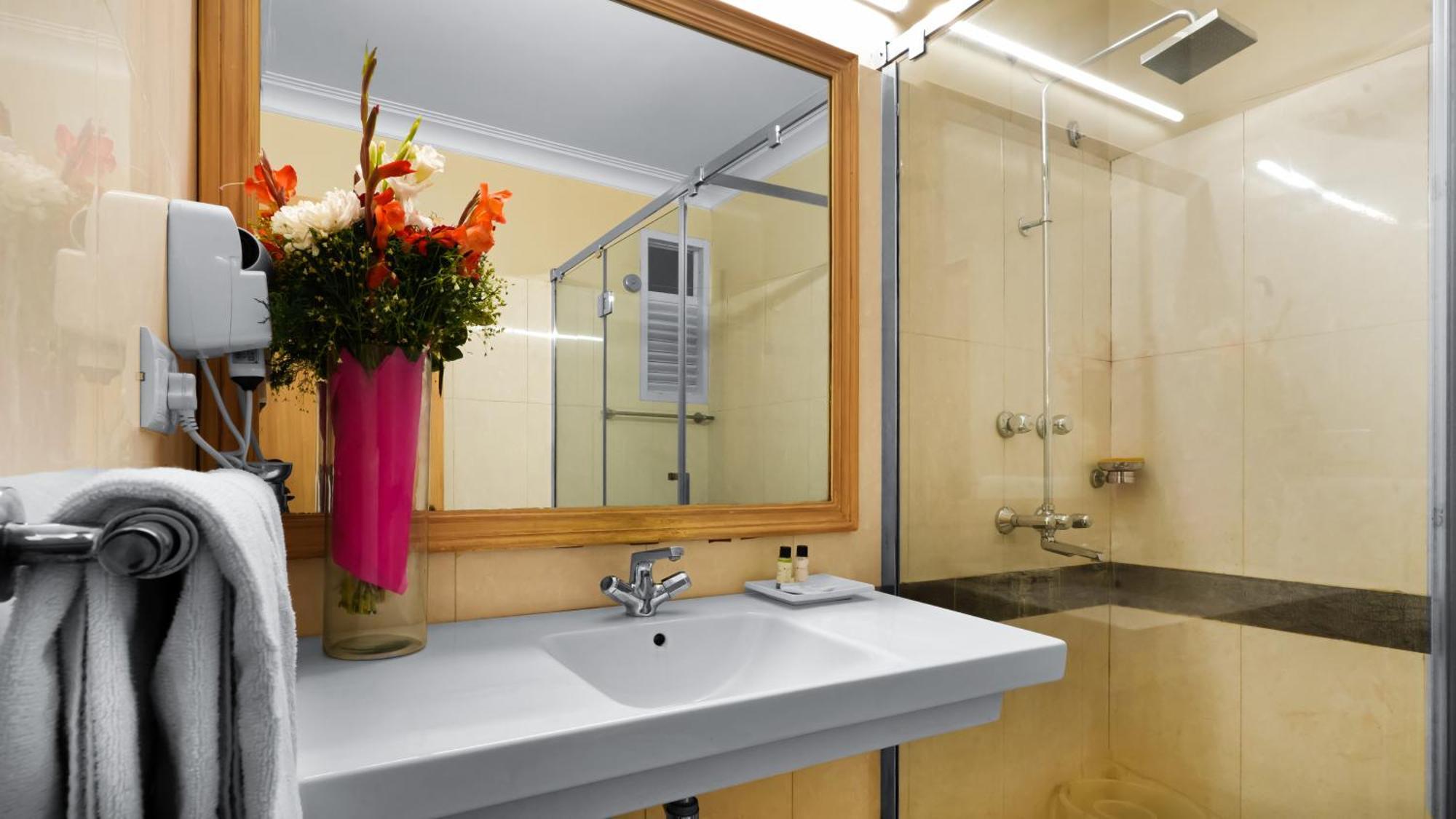 Superior Double Room Airport Pickup