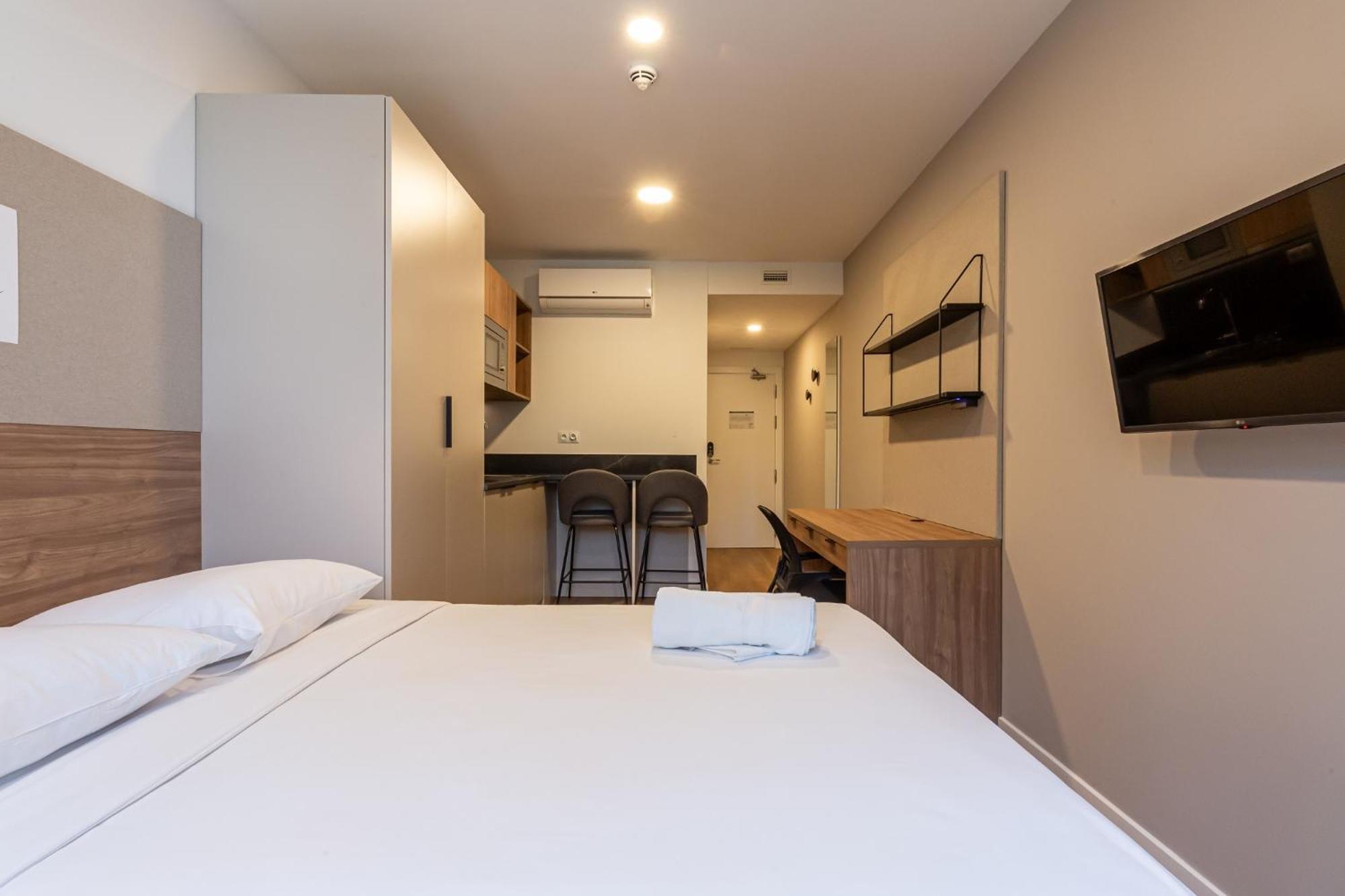 Studio Apartment