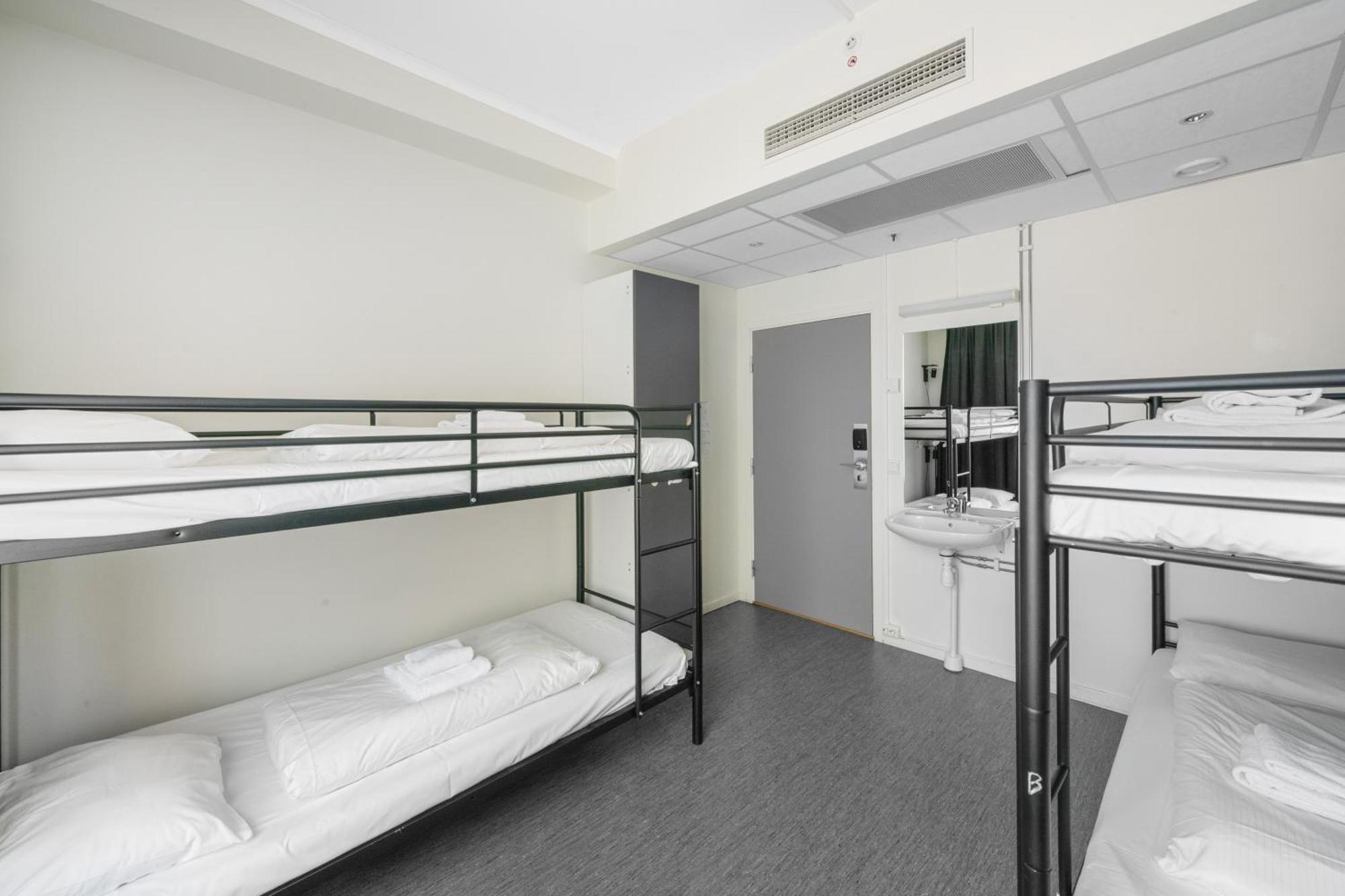 Bed 4-Bed Dormitory Room,1661674702:JPEG