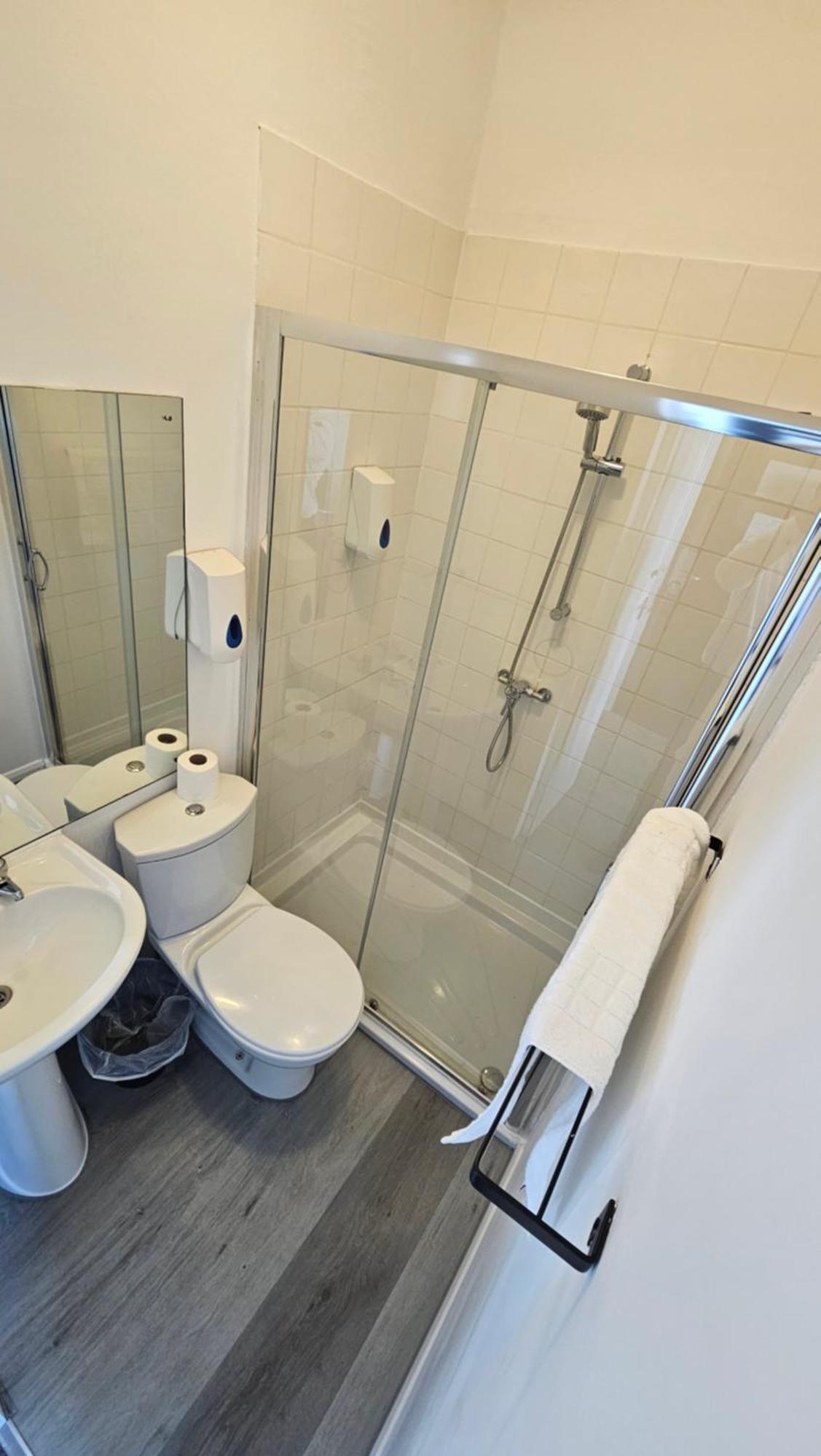 Standard Single Room,1662402453:JPEG