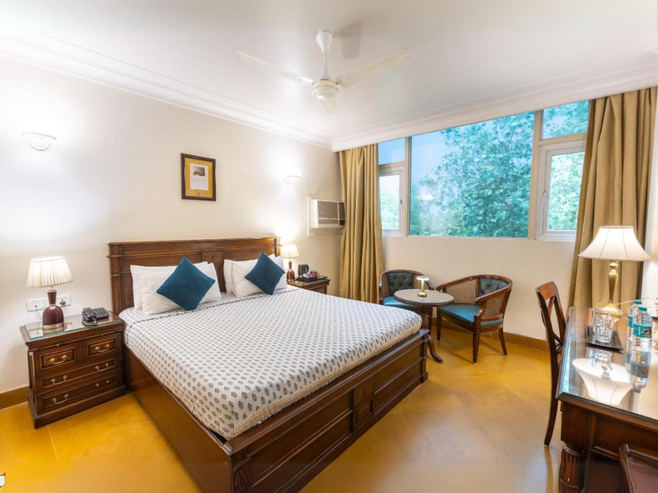 Deluxe Double or Twin Room