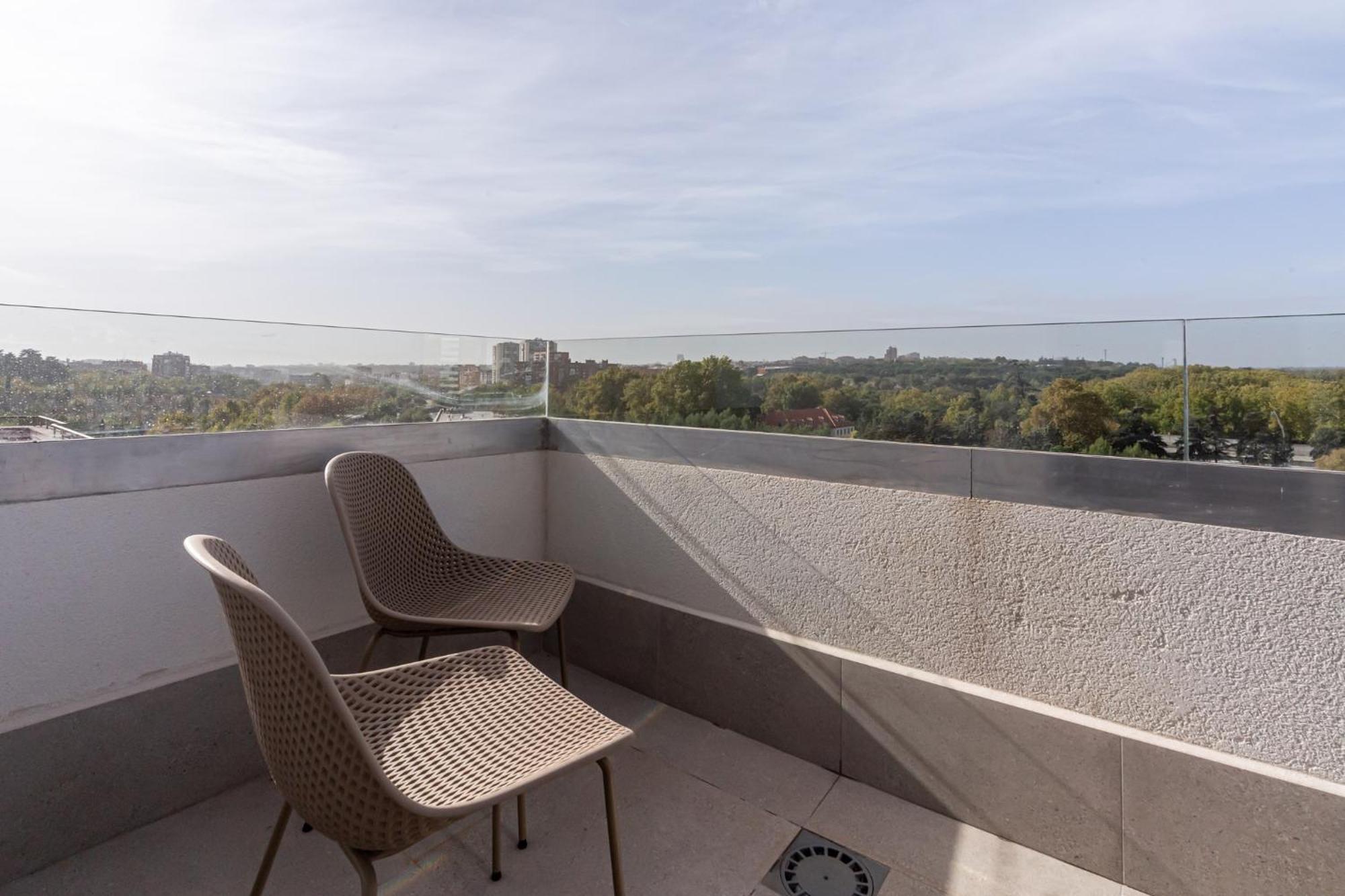 Superior Studio Terrace