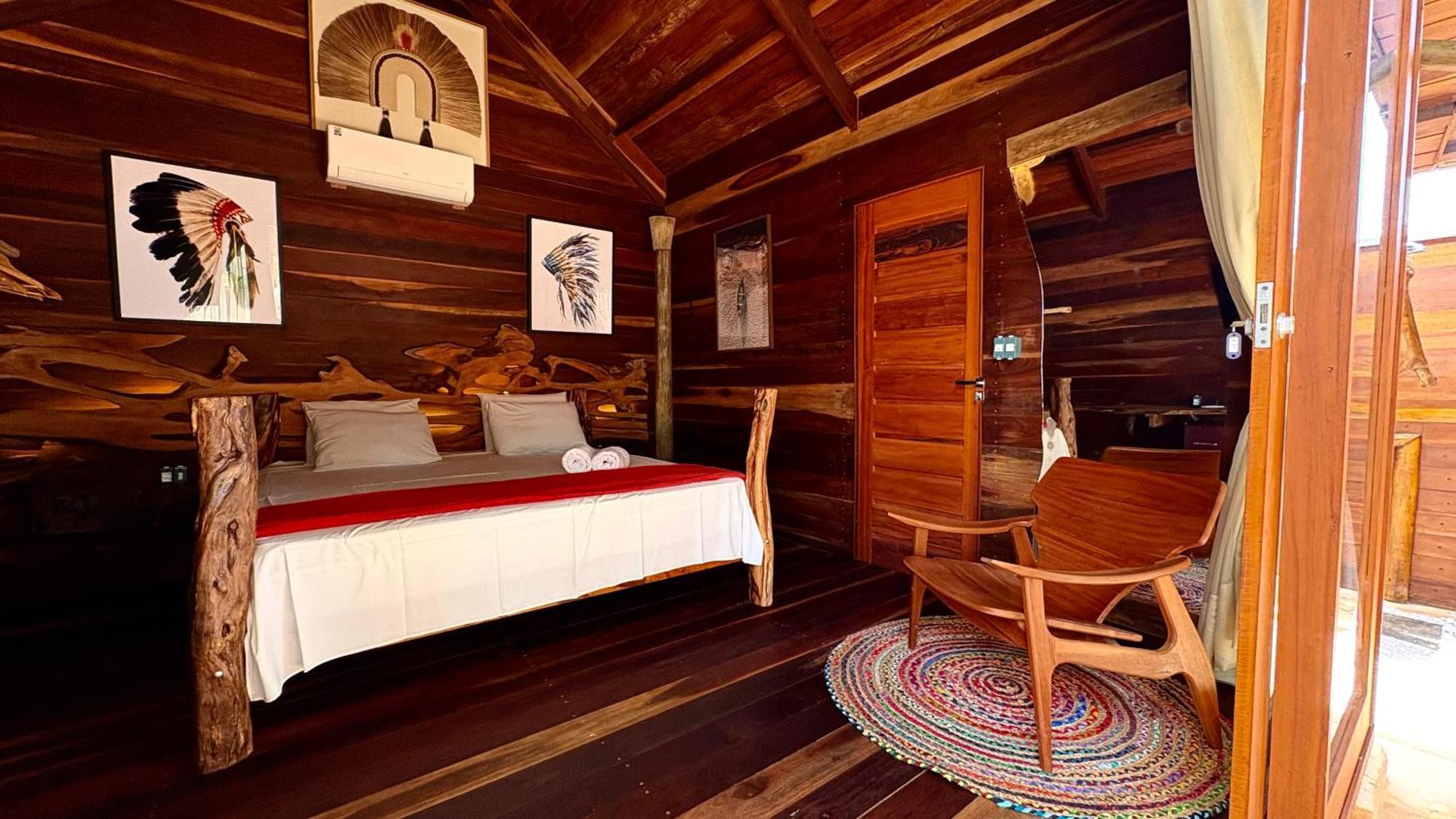 Deluxe Suite with Spa Bath,1677888897:JPEG