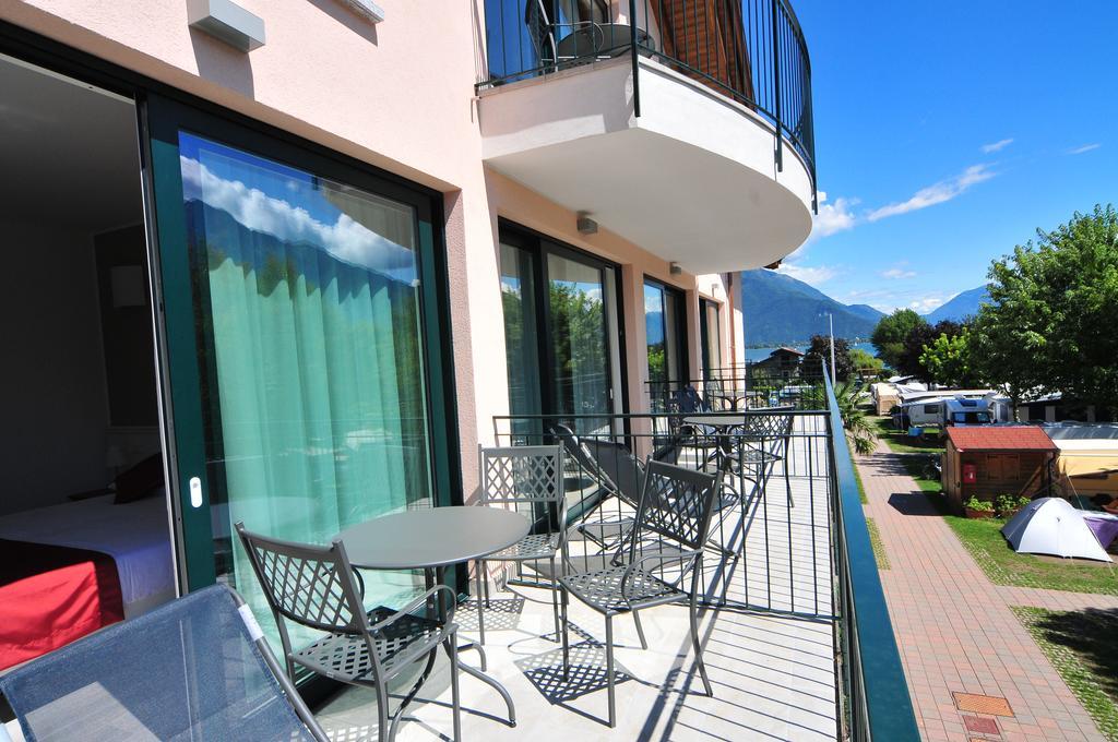 Family Room,168450339:JPEG