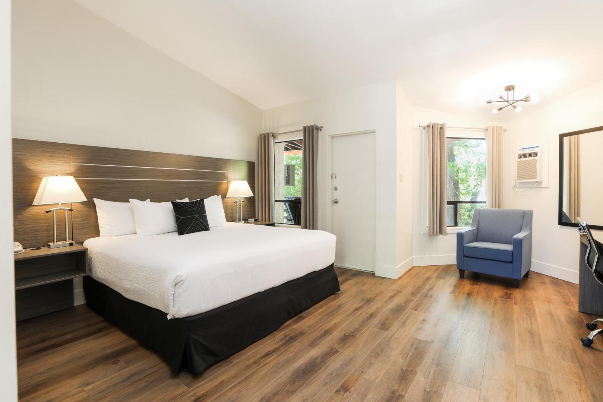 King Room Mountain View