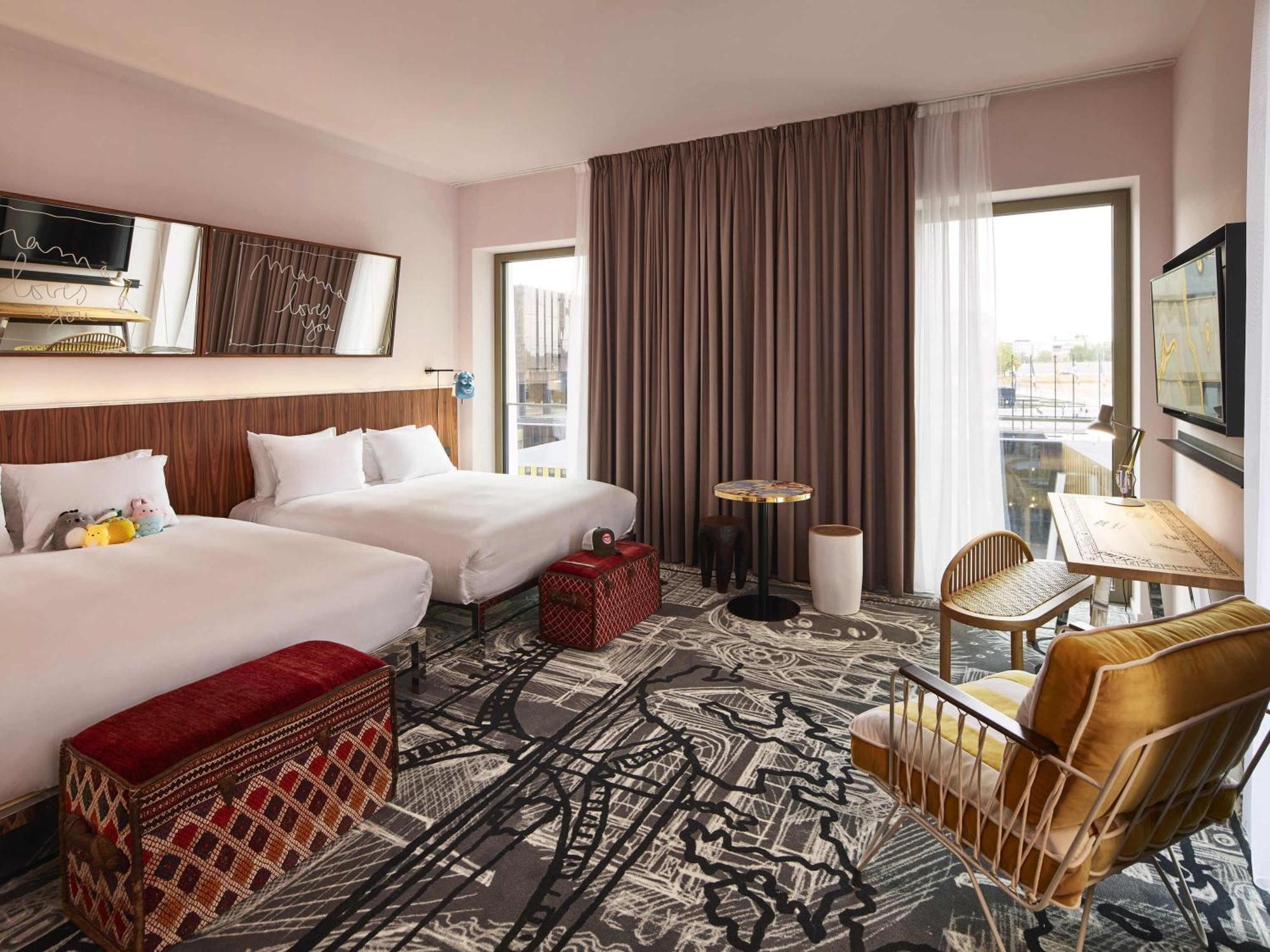 Large Double Room,1705095133:JPEG