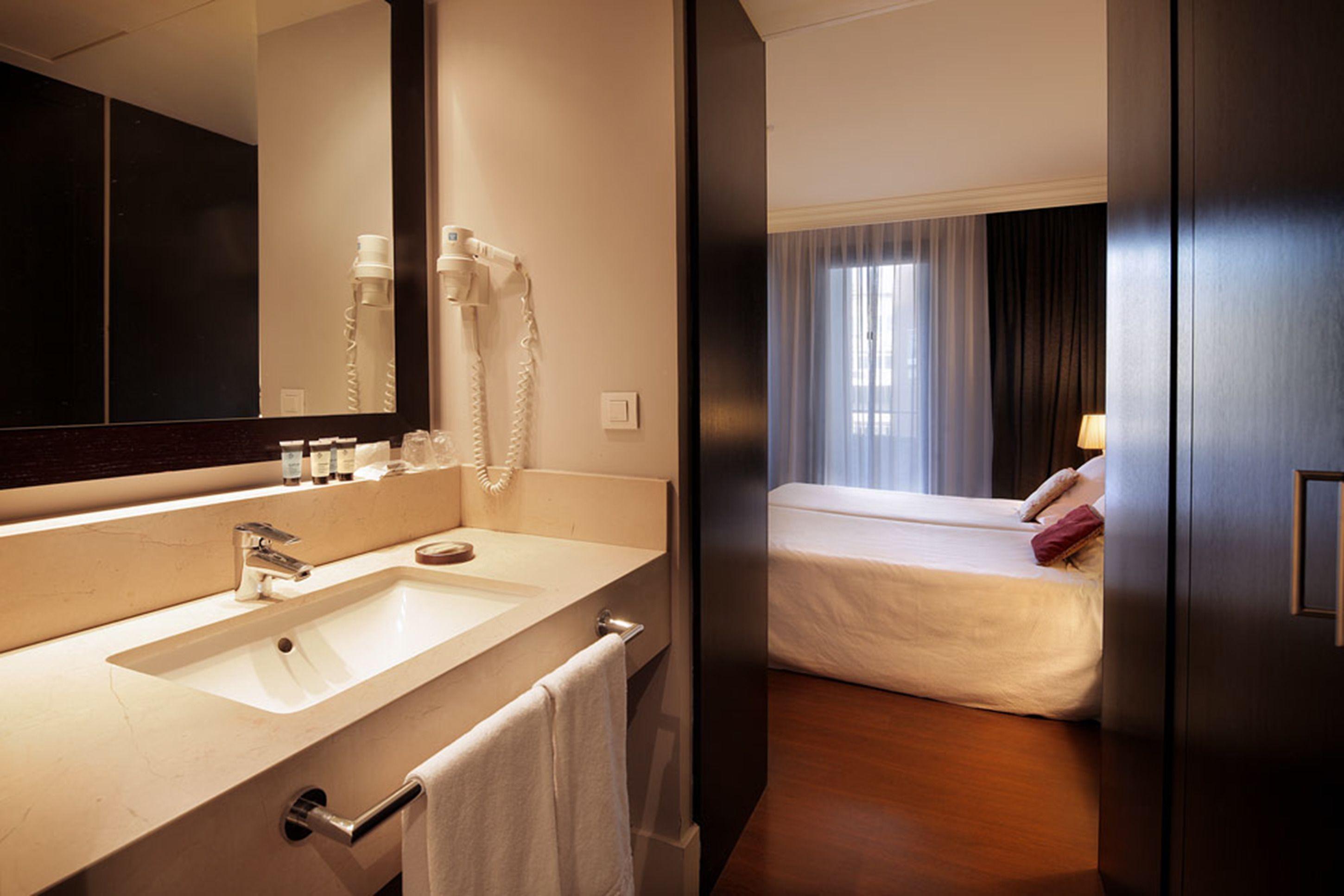 Double or Twin Room Terrace