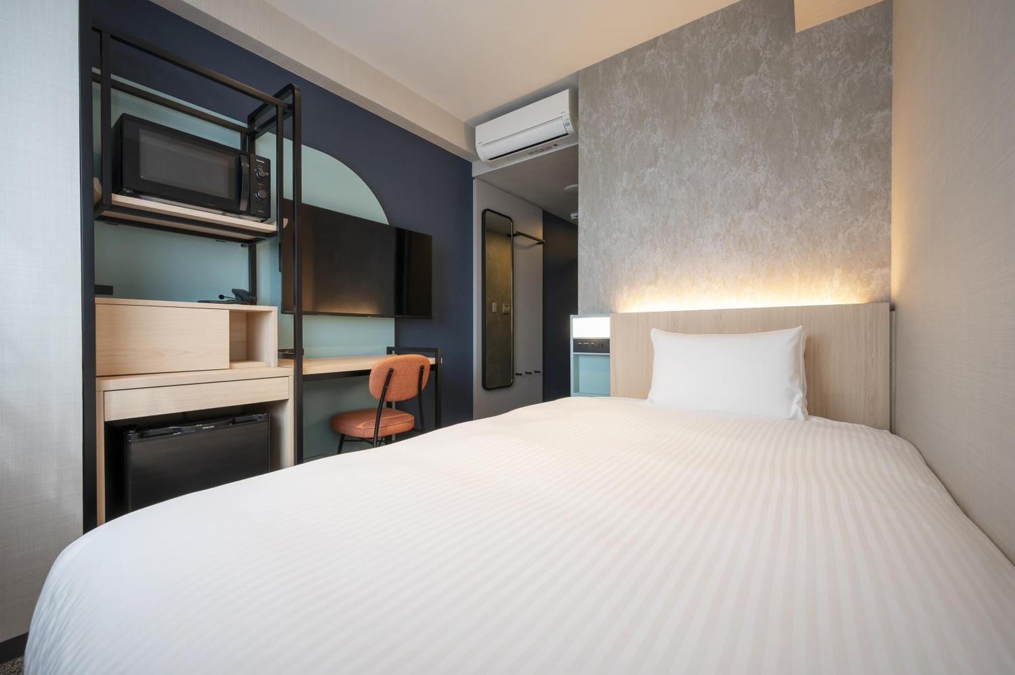 Double Room with Small Double Bed - Non-Smoking