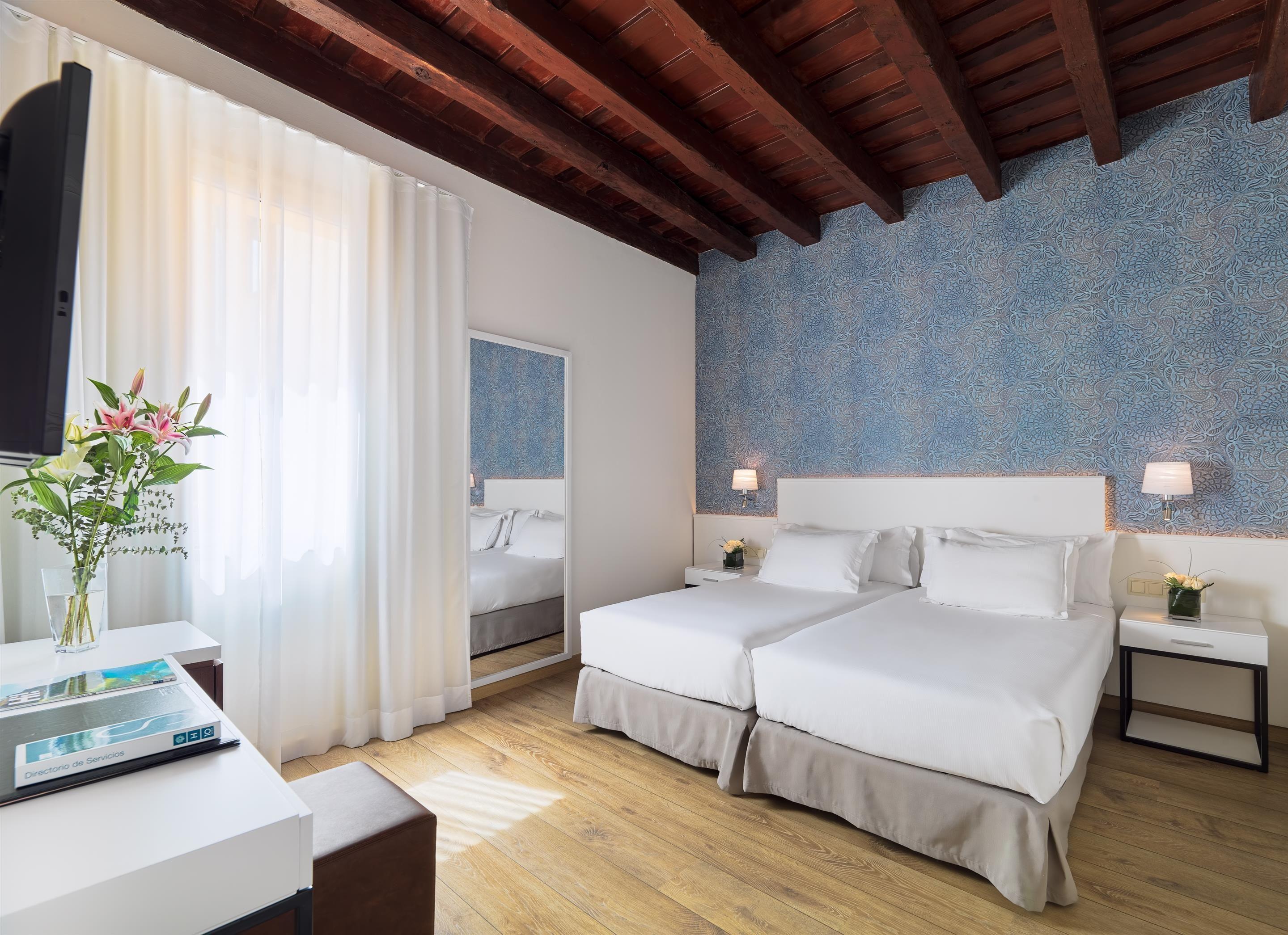 Classic Double or Twin Room