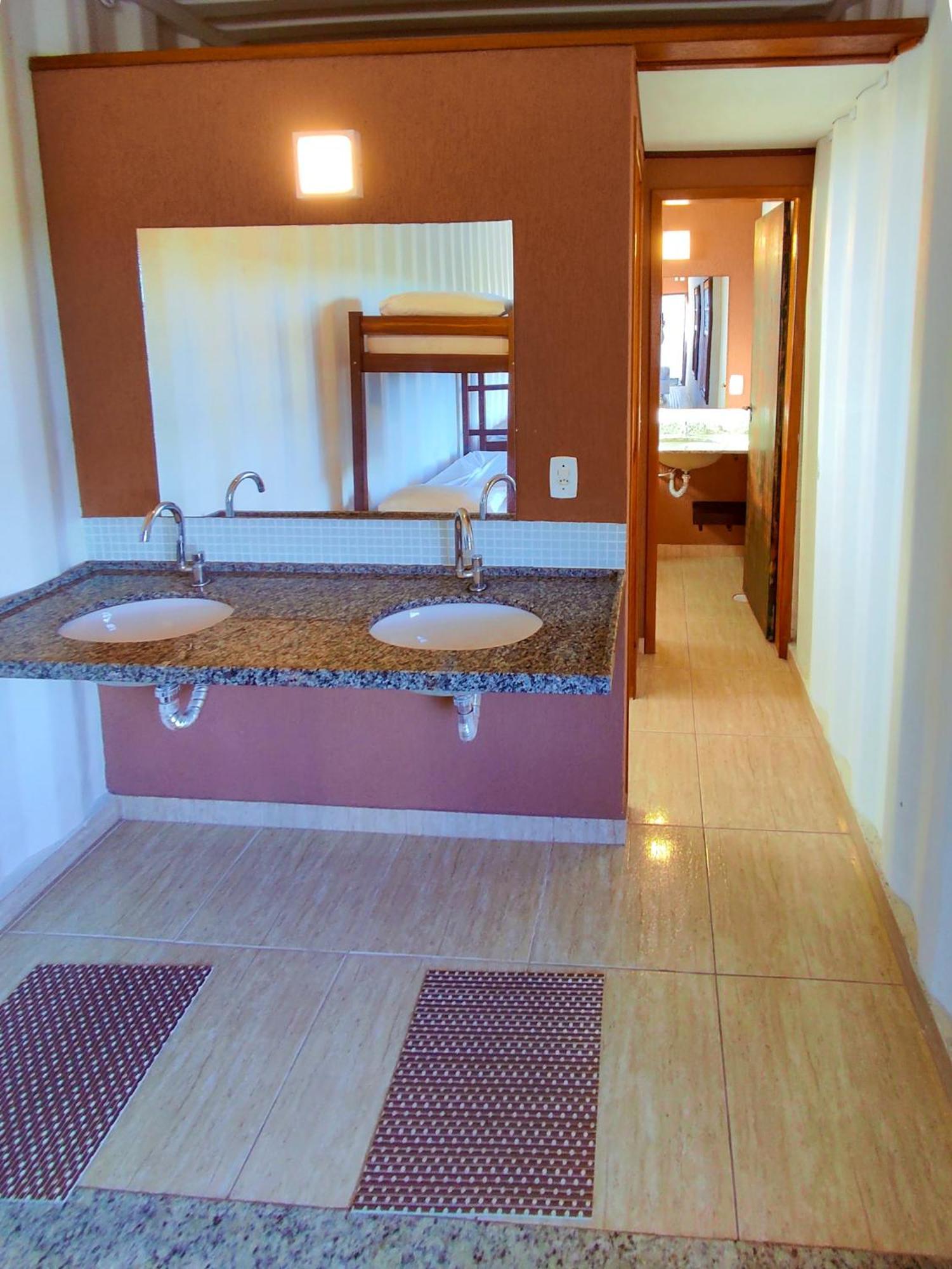 Family Room,1714077583:JPEG